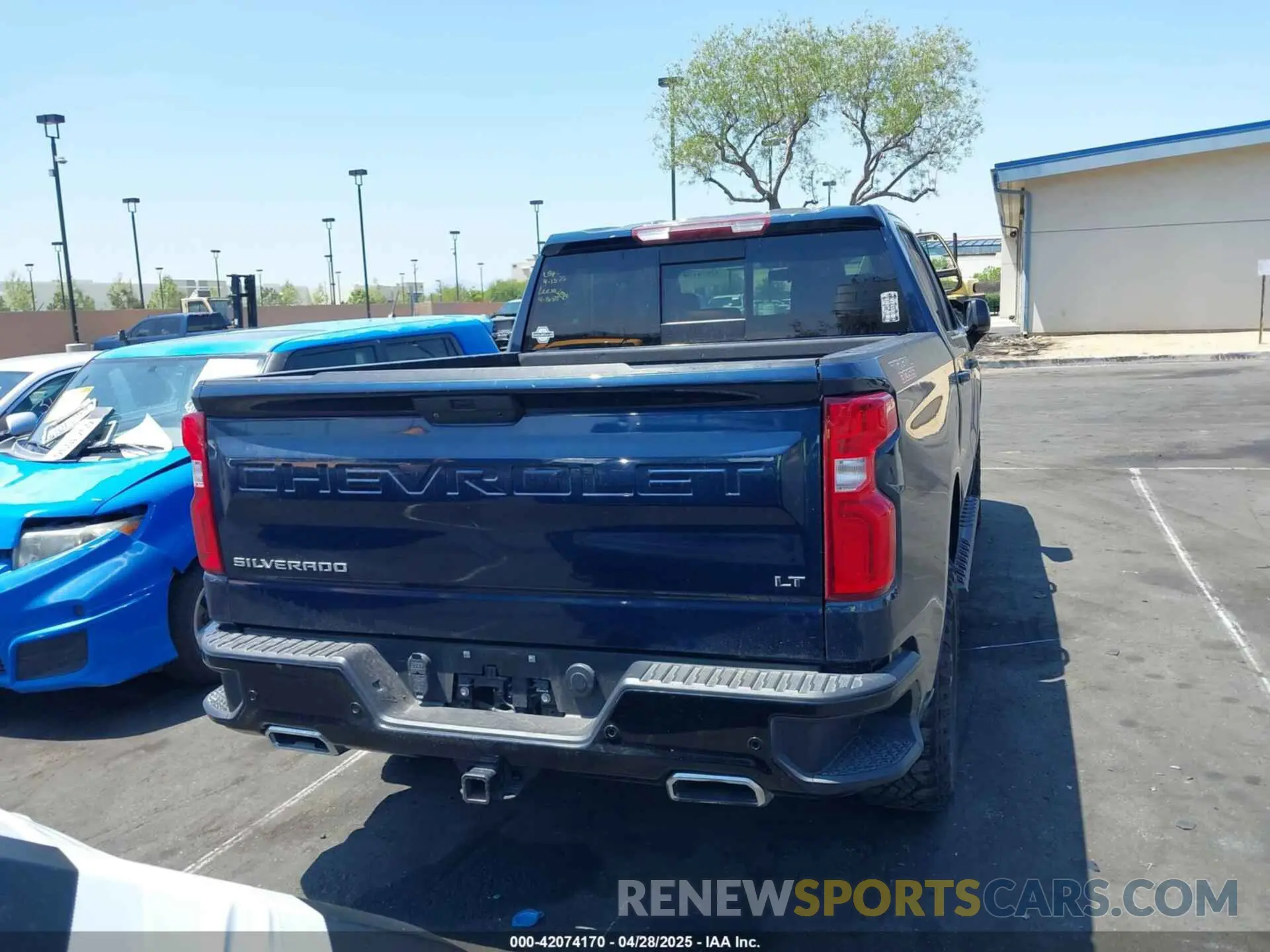 16 Photograph of a damaged car 1GCPYFED9LZ379781 CHEVROLET SILVERADO 1500 2020