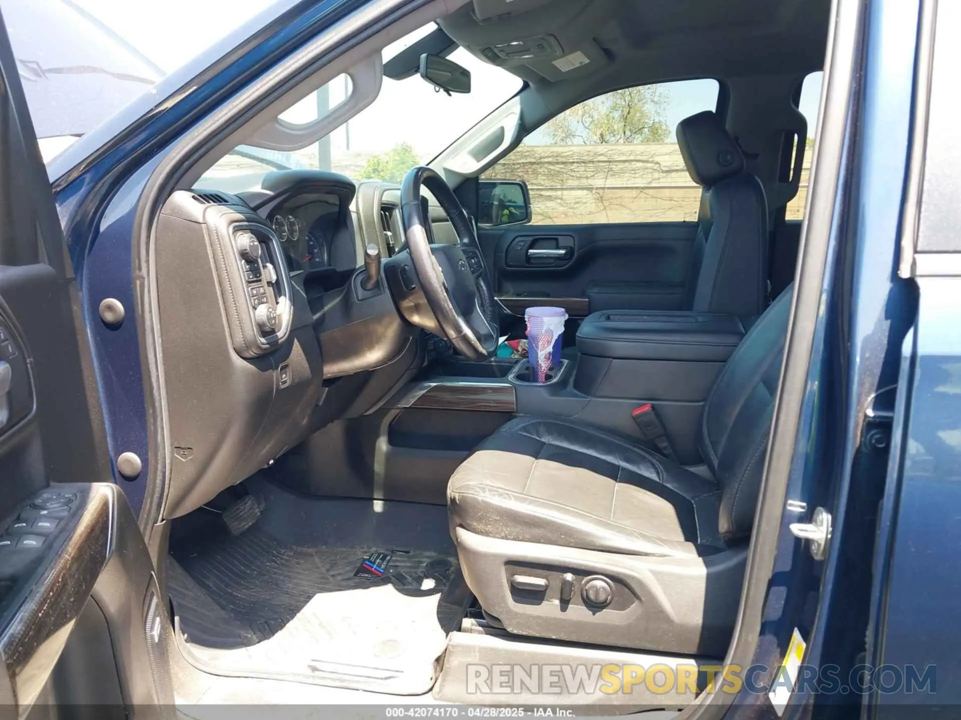 5 Photograph of a damaged car 1GCPYFED9LZ379781 CHEVROLET SILVERADO 1500 2020