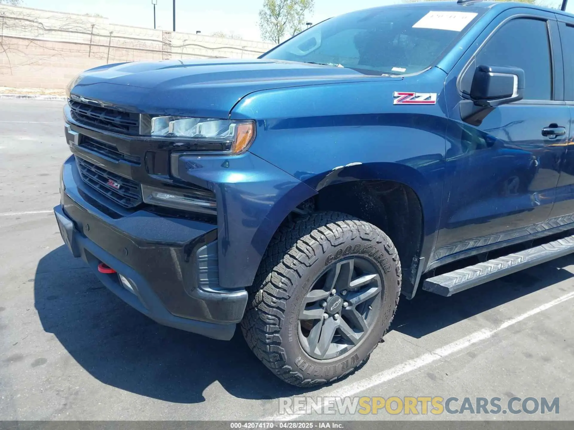 6 Photograph of a damaged car 1GCPYFED9LZ379781 CHEVROLET SILVERADO 1500 2020