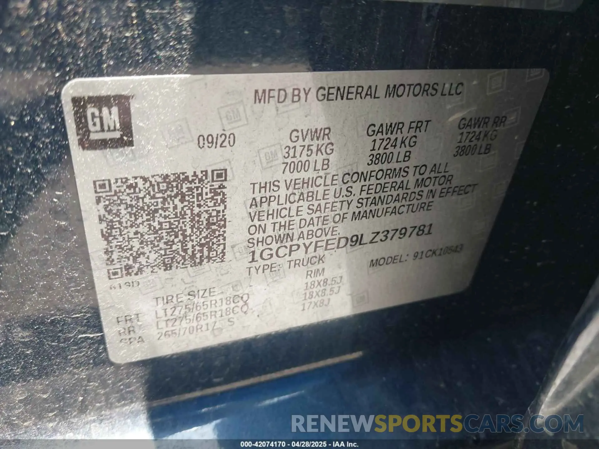 9 Photograph of a damaged car 1GCPYFED9LZ379781 CHEVROLET SILVERADO 1500 2020