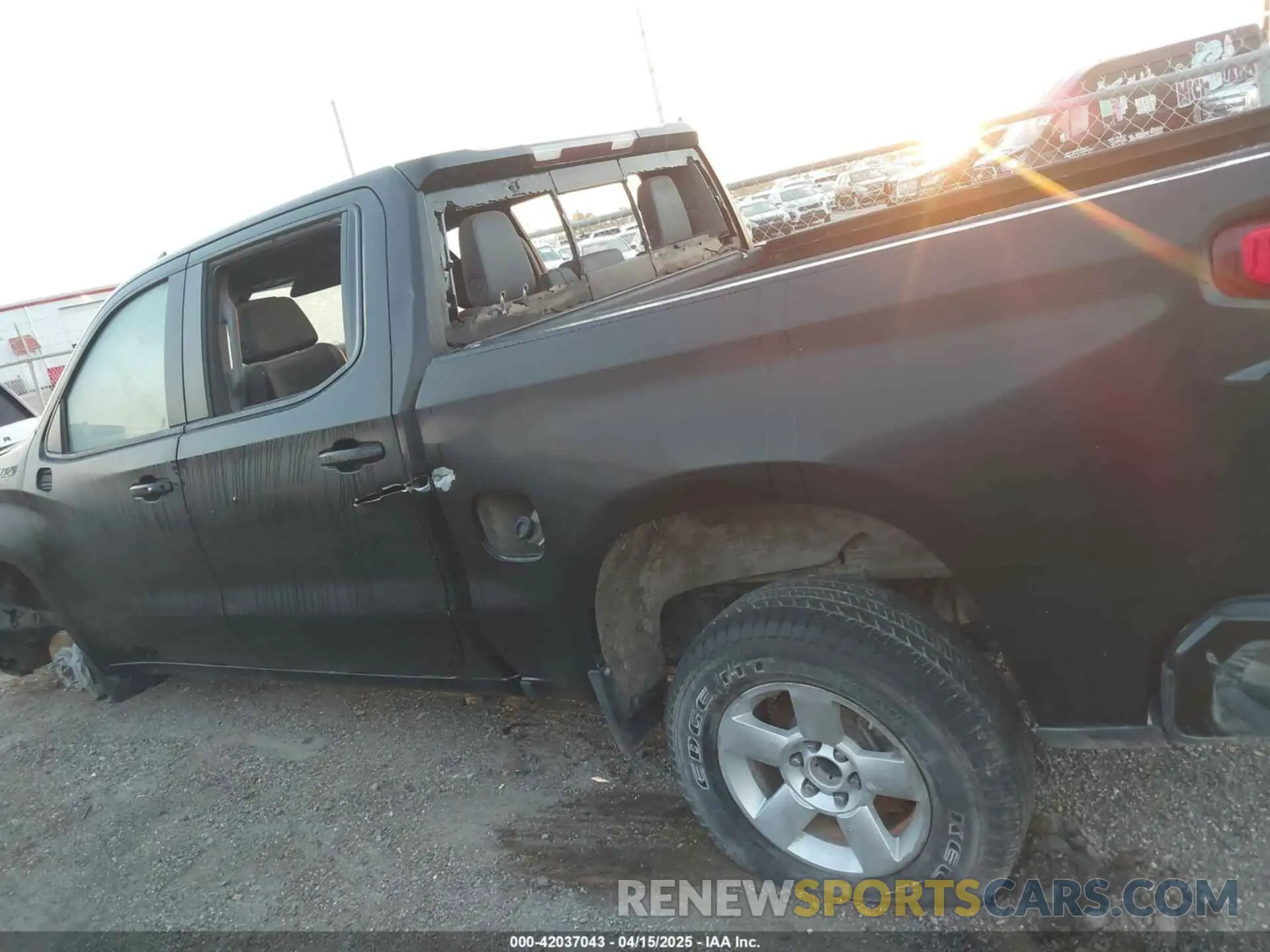 13 Photograph of a damaged car 1GCPYFEL2LZ279173 CHEVROLET SILVERADO 1500 2020