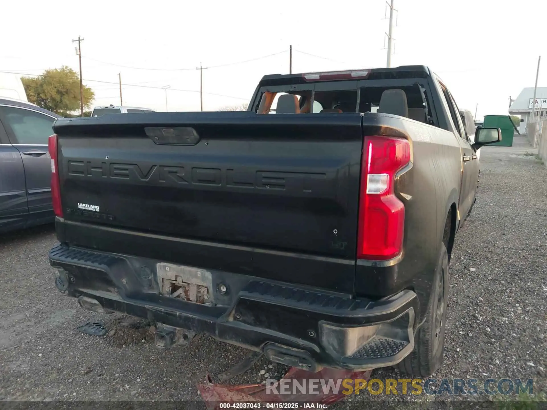 4 Photograph of a damaged car 1GCPYFEL2LZ279173 CHEVROLET SILVERADO 1500 2020