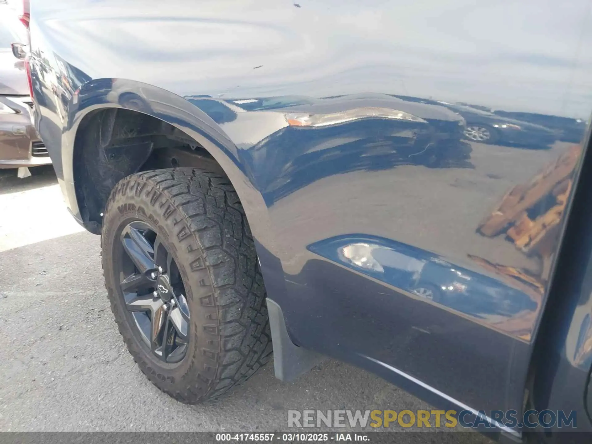 19 Photograph of a damaged car 1GCPYFEL9LZ264069 CHEVROLET SILVERADO 1500 2020