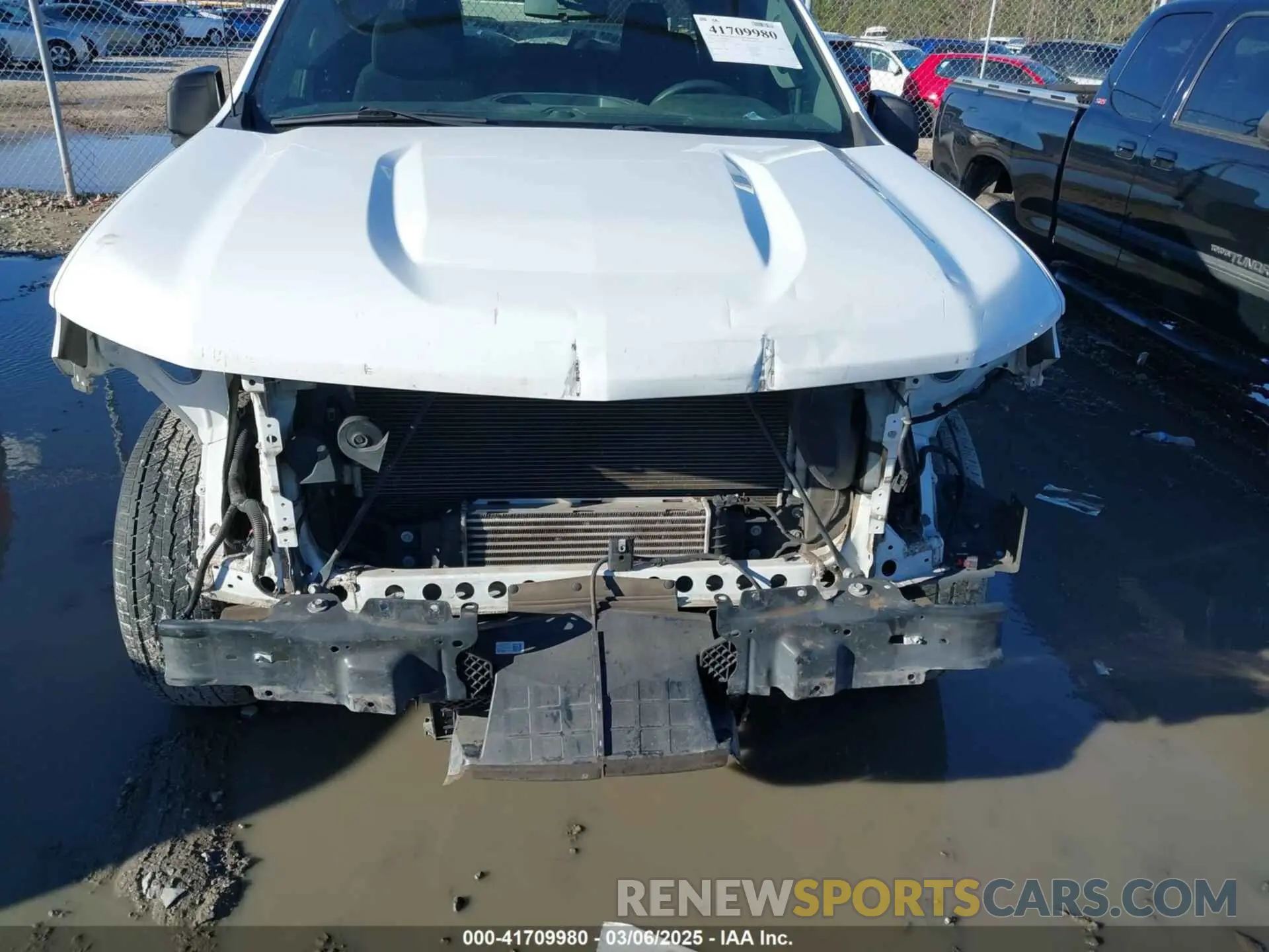 12 Photograph of a damaged car 1GCRWAEK6LZ229532 CHEVROLET SILVERADO 1500 2020