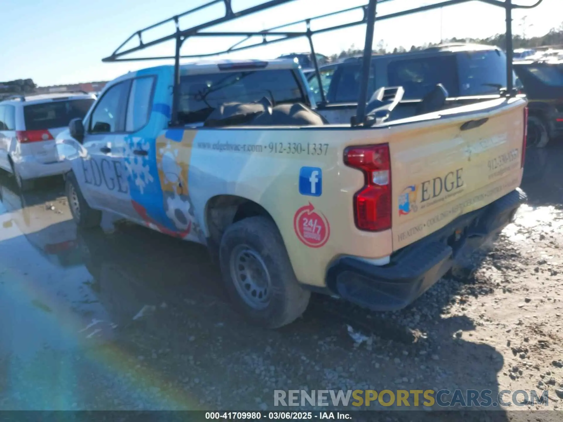 3 Photograph of a damaged car 1GCRWAEK6LZ229532 CHEVROLET SILVERADO 1500 2020