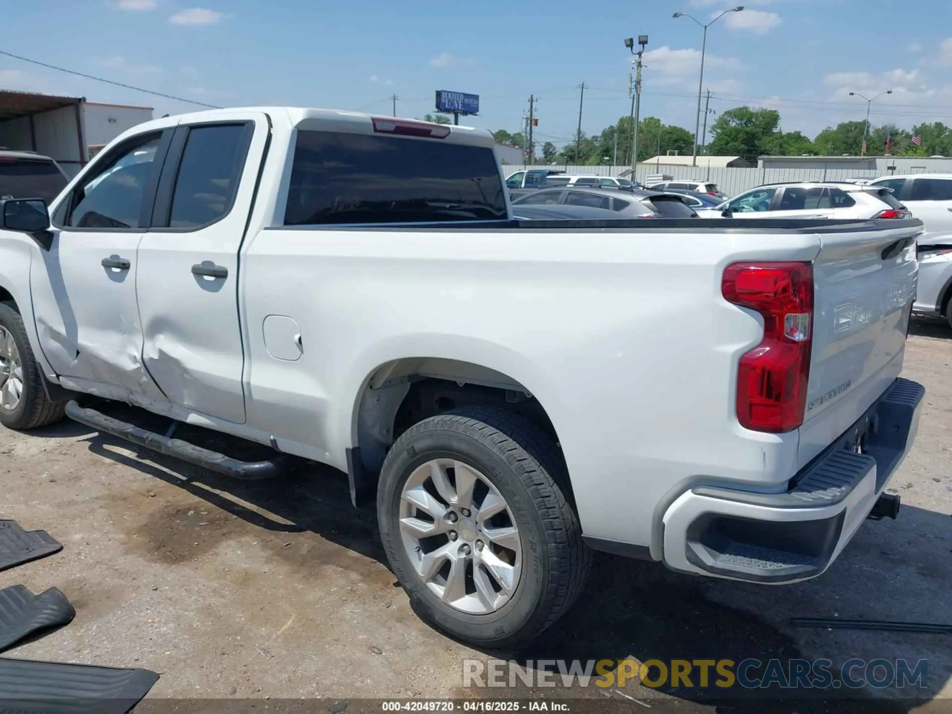 3 Photograph of a damaged car 1GCRWBEH0LZ370672 CHEVROLET SILVERADO 1500 2020
