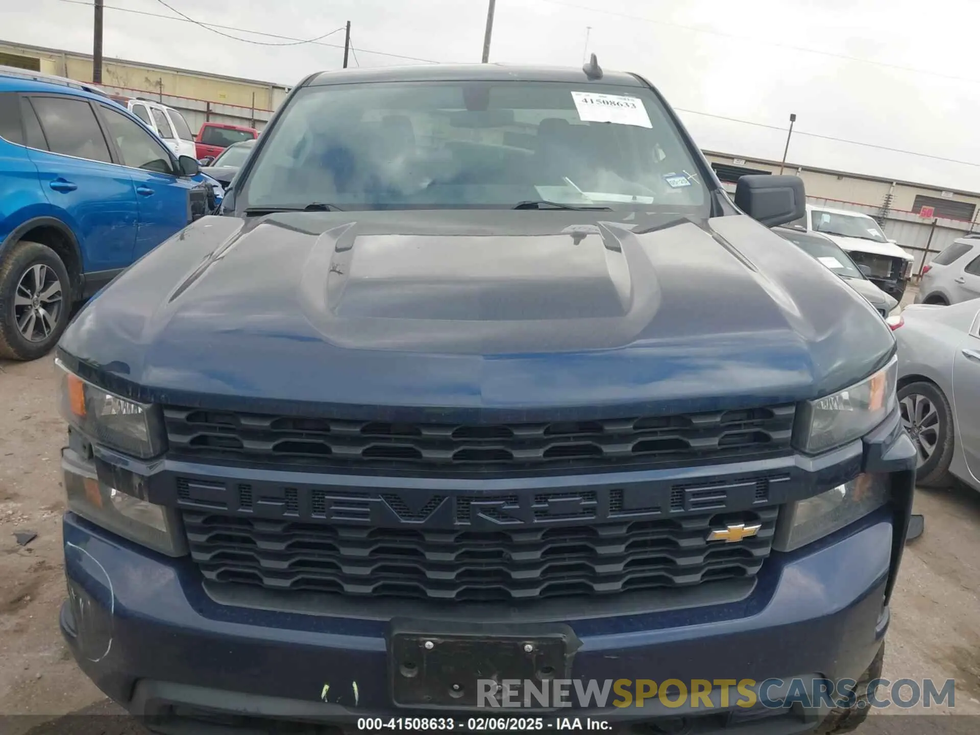 12 Photograph of a damaged car 1GCRWBEHXLZ339073 CHEVROLET SILVERADO 1500 2020