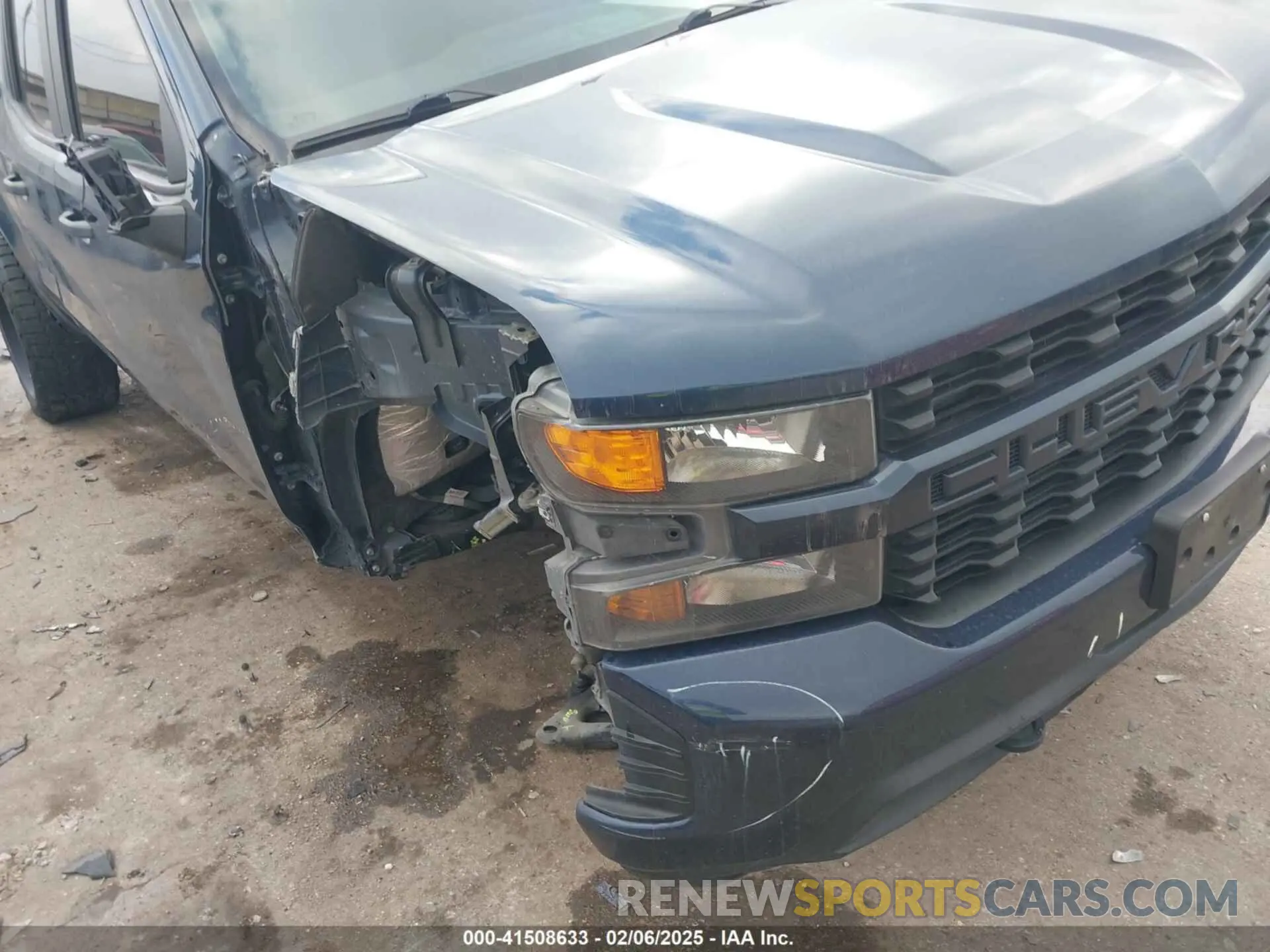 6 Photograph of a damaged car 1GCRWBEHXLZ339073 CHEVROLET SILVERADO 1500 2020