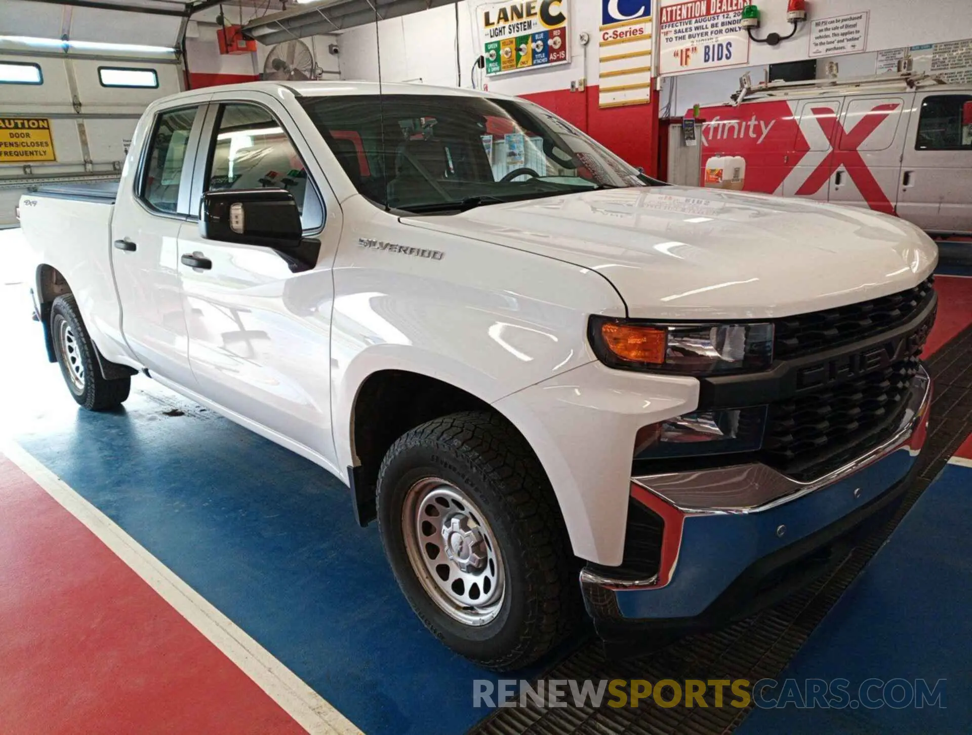 12 Photograph of a damaged car 1GCRYAEF2LZ269216 CHEVROLET SILVERADO 1500 2020