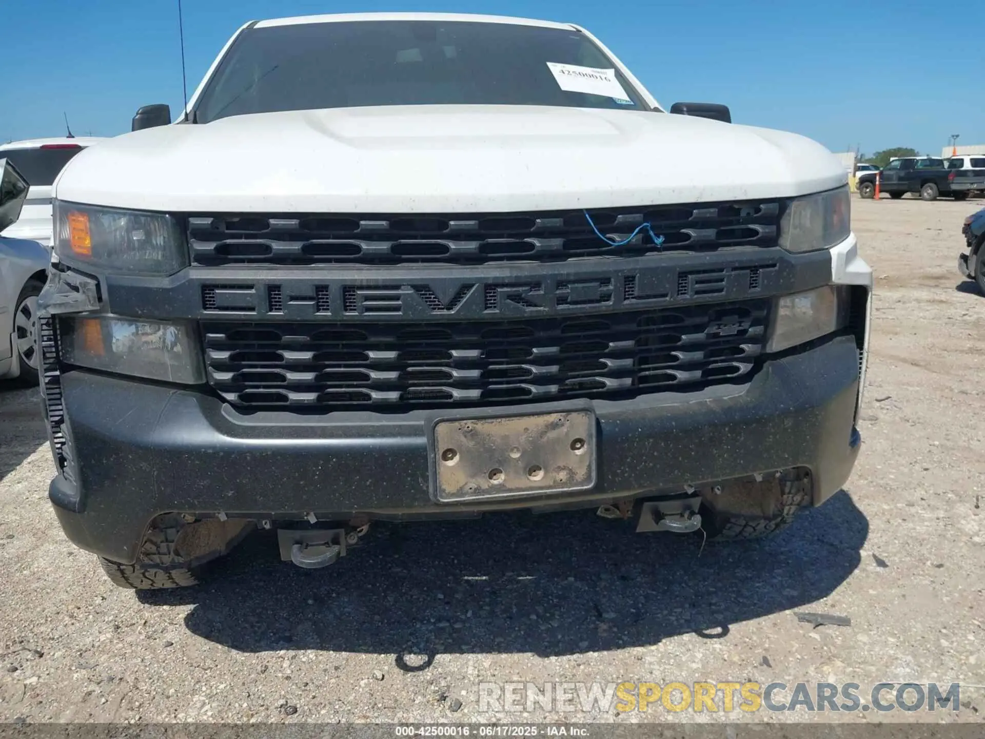 6 Photograph of a damaged car 1GCRYAEF3LZ177158 CHEVROLET SILVERADO 1500 2020