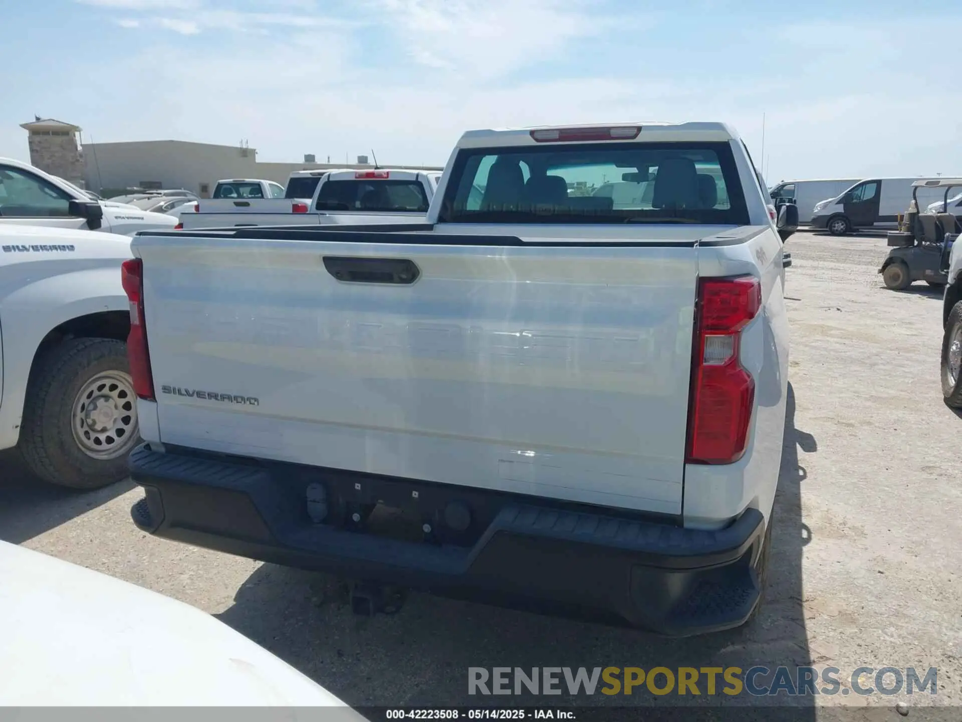 16 Photograph of a damaged car 1GCRYAEF3LZ178343 CHEVROLET SILVERADO 1500 2020