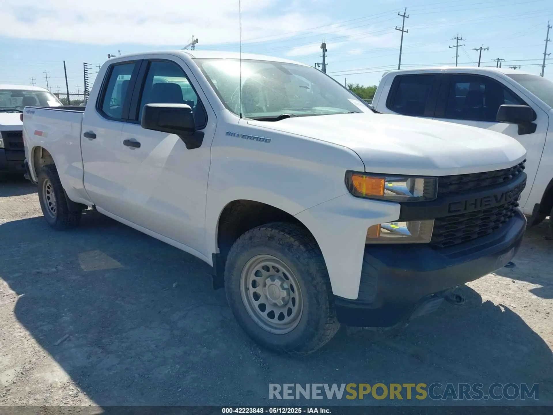 1 Photograph of a damaged car 1GCRYAEF4LZ177394 CHEVROLET SILVERADO 1500 2020