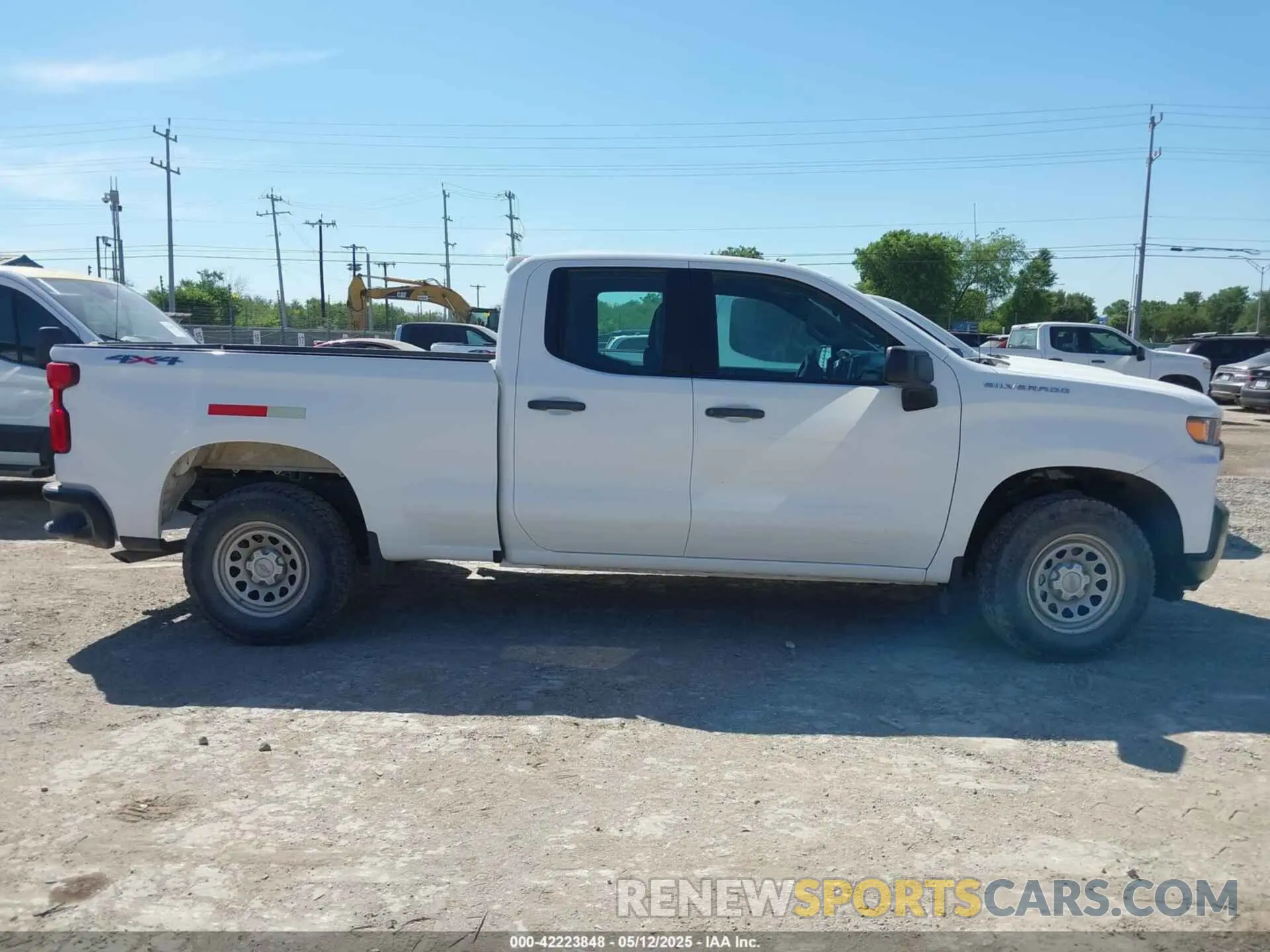 13 Photograph of a damaged car 1GCRYAEF4LZ177394 CHEVROLET SILVERADO 1500 2020