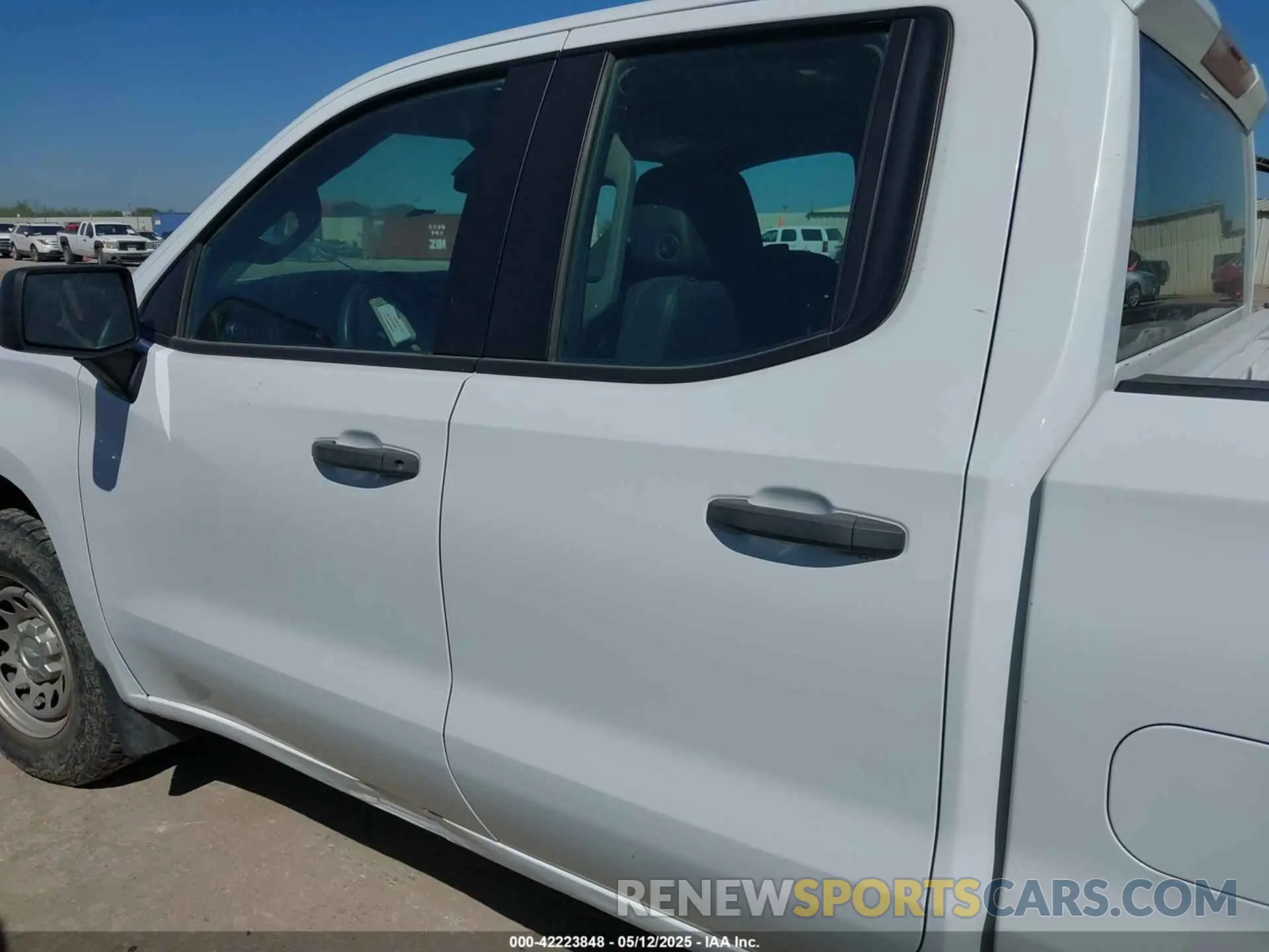 14 Photograph of a damaged car 1GCRYAEF4LZ177394 CHEVROLET SILVERADO 1500 2020
