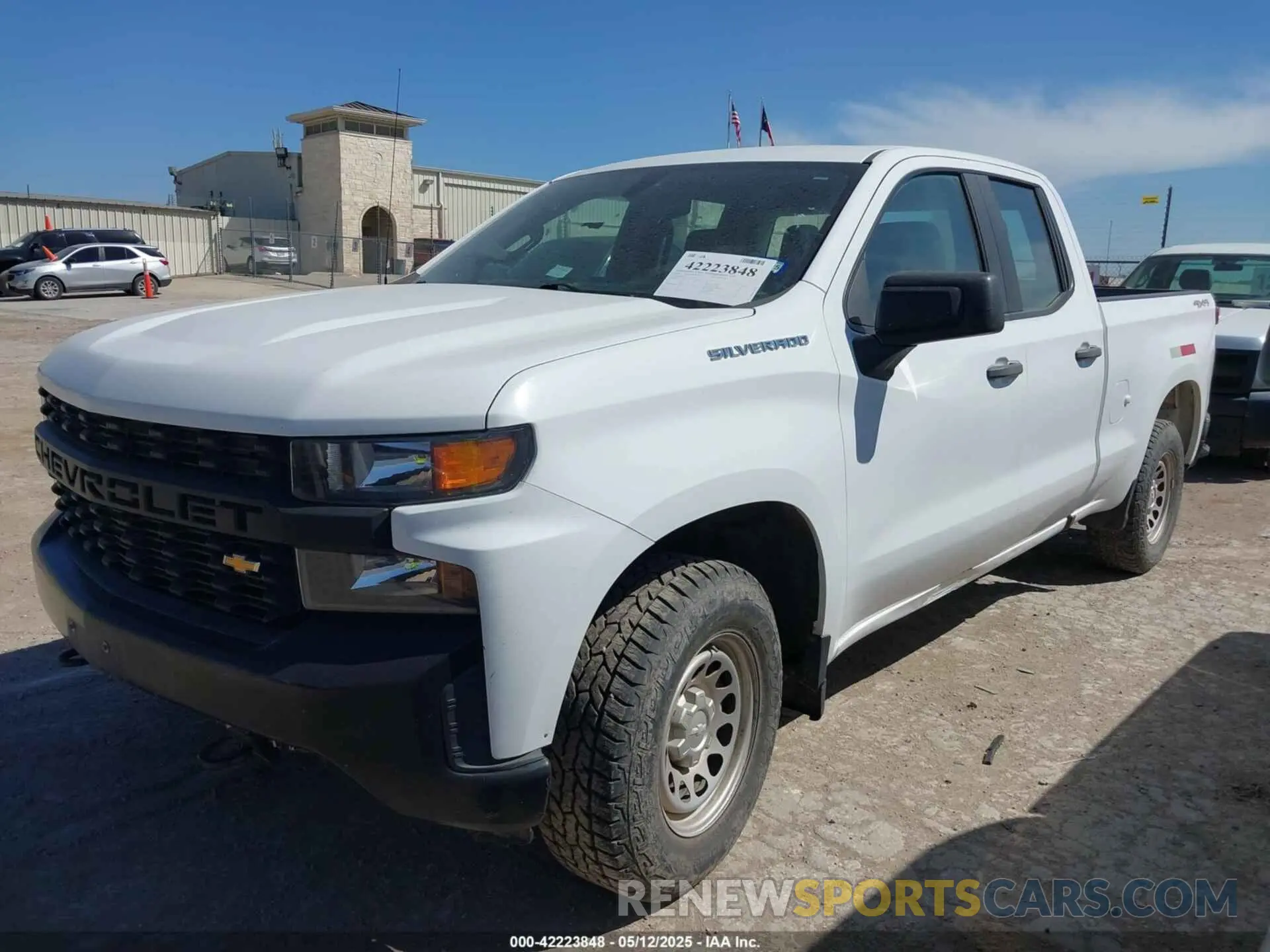 2 Photograph of a damaged car 1GCRYAEF4LZ177394 CHEVROLET SILVERADO 1500 2020