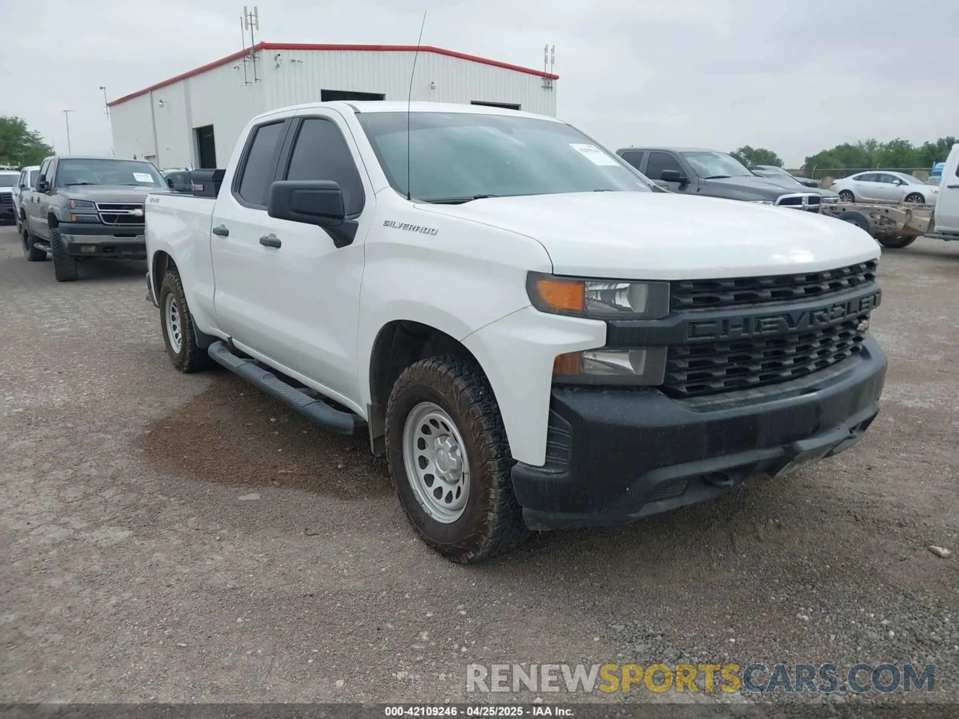 1 Photograph of a damaged car 1GCRYAEF5LZ167912 CHEVROLET SILVERADO 1500 2020