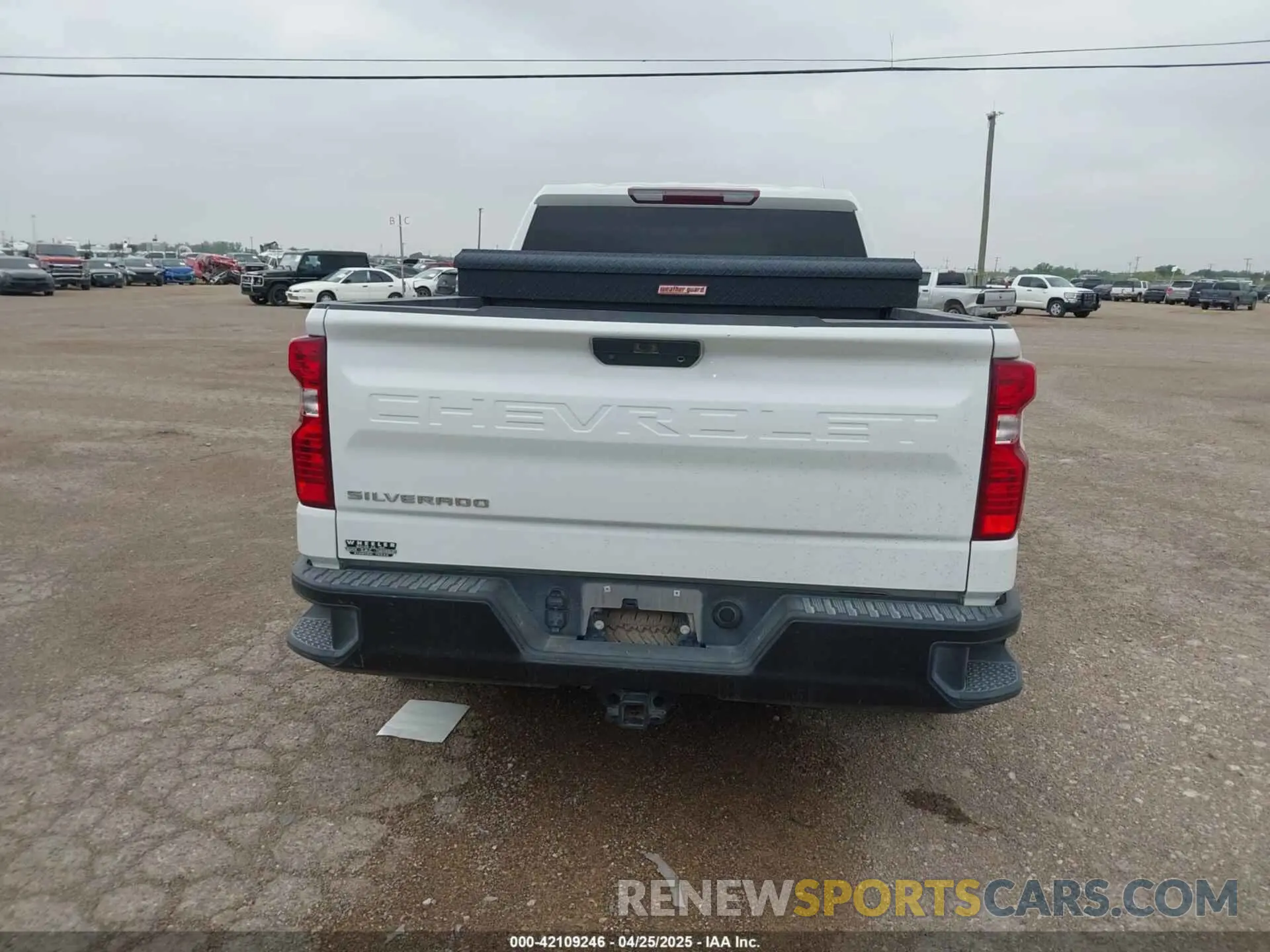 16 Photograph of a damaged car 1GCRYAEF5LZ167912 CHEVROLET SILVERADO 1500 2020