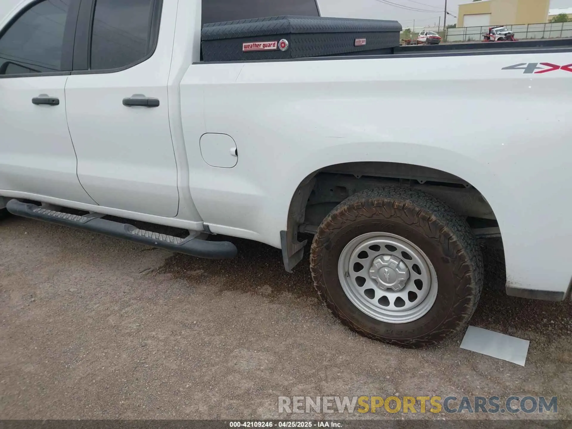 6 Photograph of a damaged car 1GCRYAEF5LZ167912 CHEVROLET SILVERADO 1500 2020