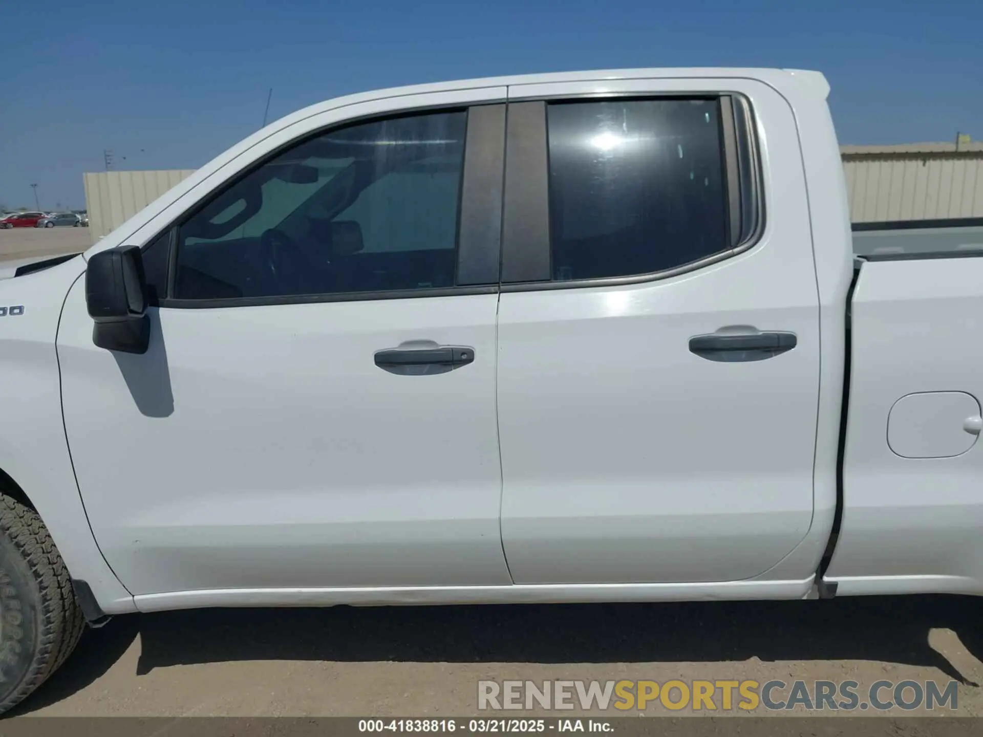 14 Photograph of a damaged car 1GCRYAEF6LZ177011 CHEVROLET SILVERADO 1500 2020
