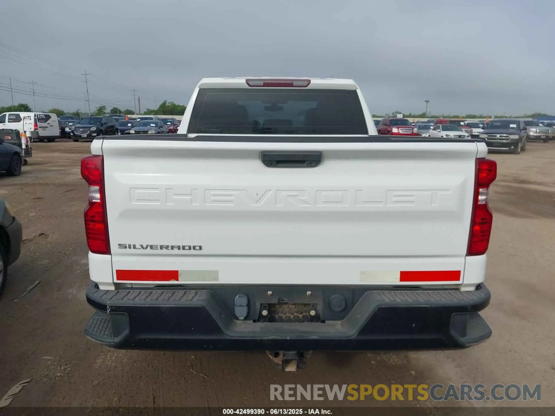 16 Photograph of a damaged car 1GCRYAEF7LZ179401 CHEVROLET SILVERADO 1500 2020