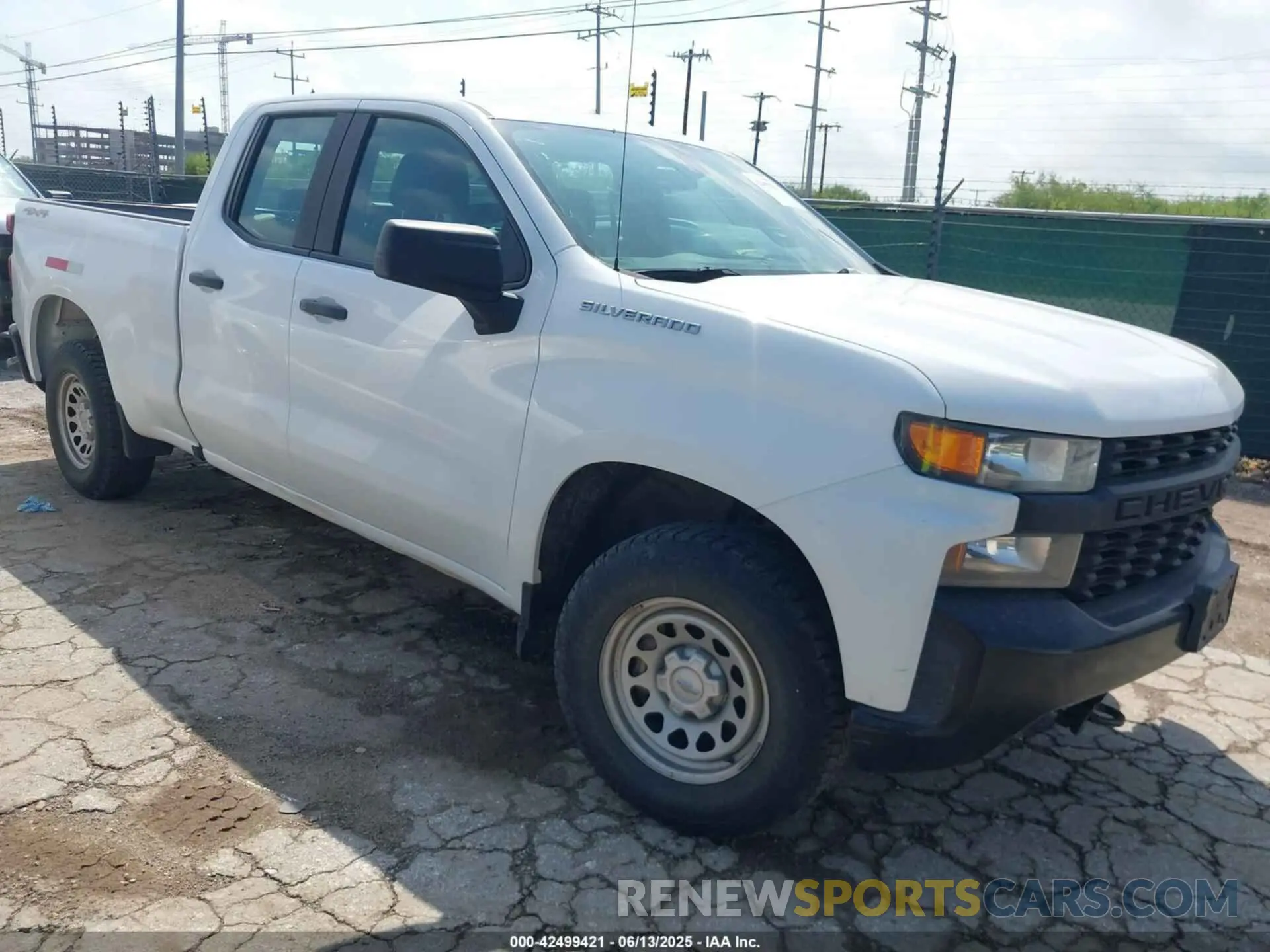 1 Photograph of a damaged car 1GCRYAEF8LZ178404 CHEVROLET SILVERADO 1500 2020