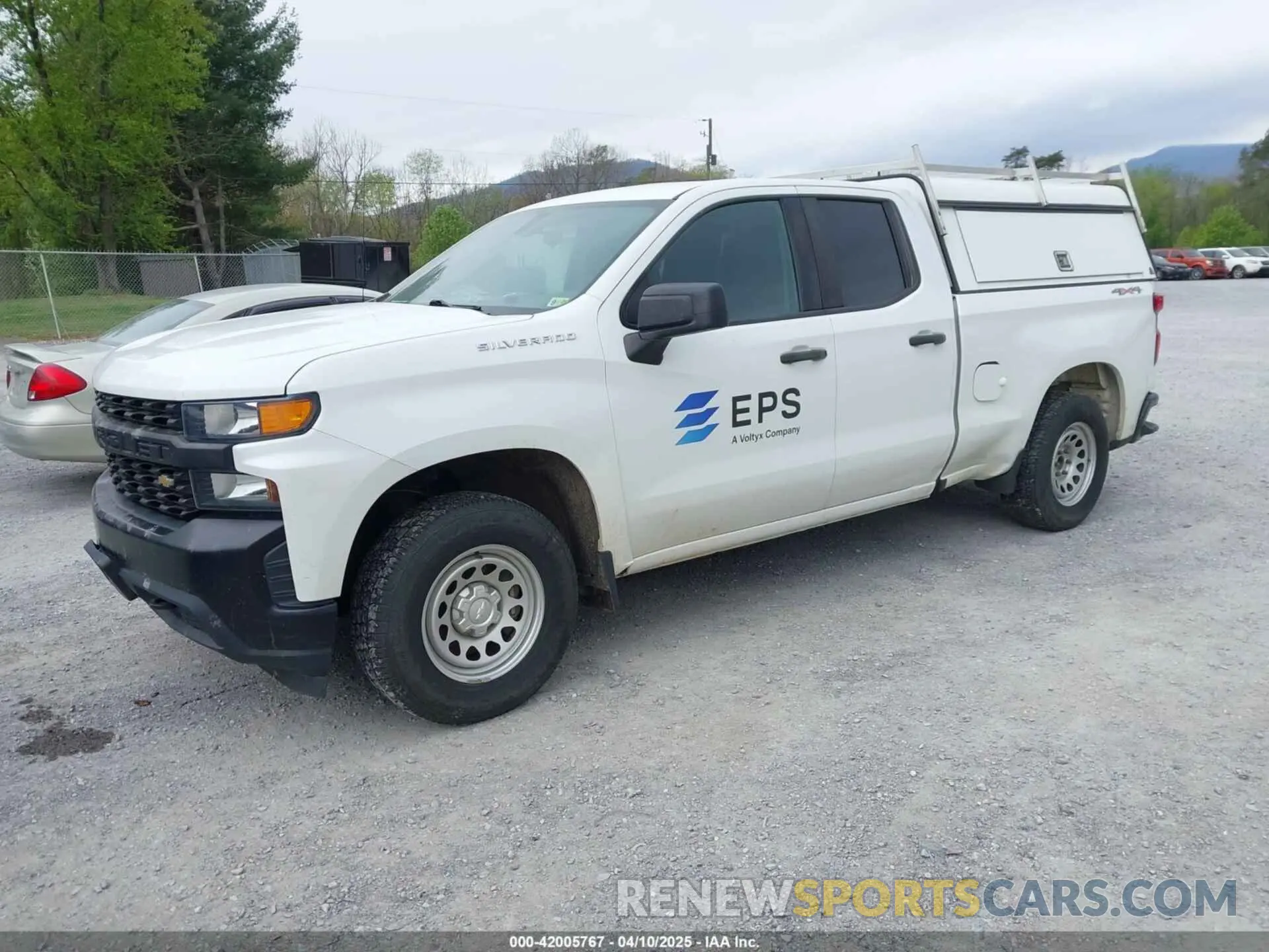 2 Photograph of a damaged car 1GCRYAEF8LZ274999 CHEVROLET SILVERADO 1500 2020