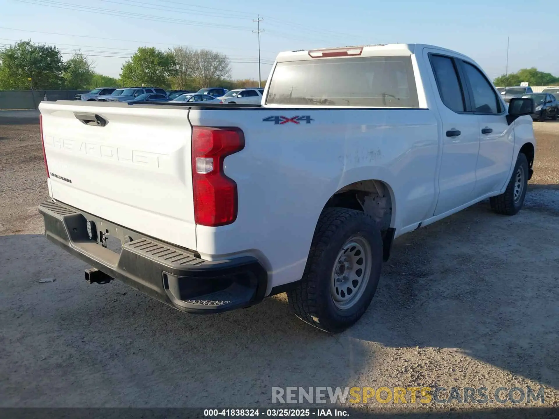 4 Photograph of a damaged car 1GCRYAEF9LZ177908 CHEVROLET SILVERADO 1500 2020