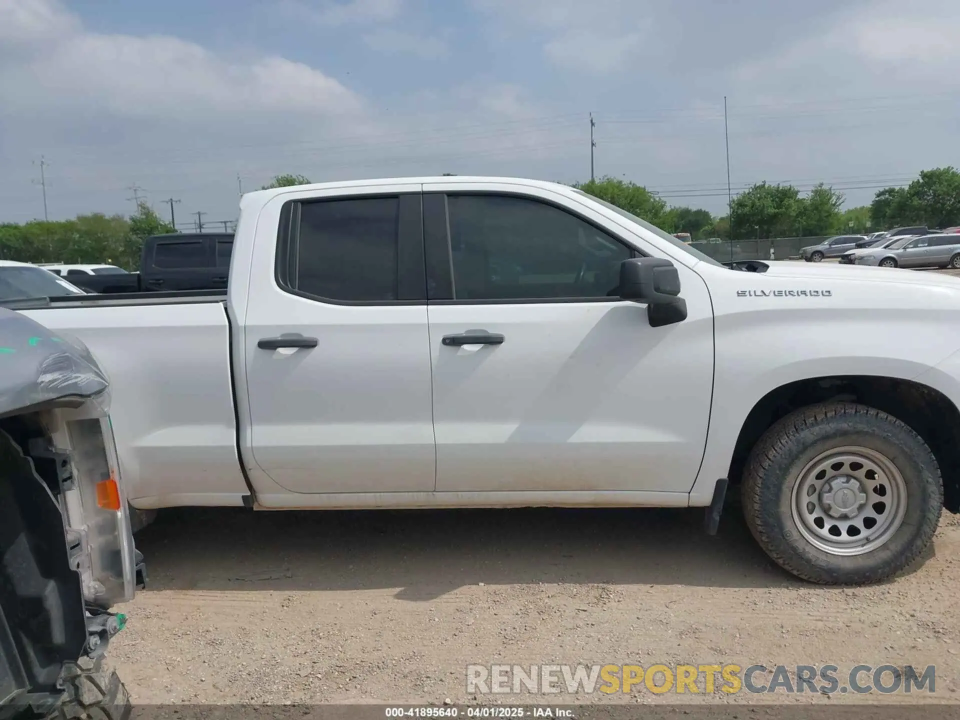13 Photograph of a damaged car 1GCRYAEF9LZ178766 CHEVROLET SILVERADO 1500 2020