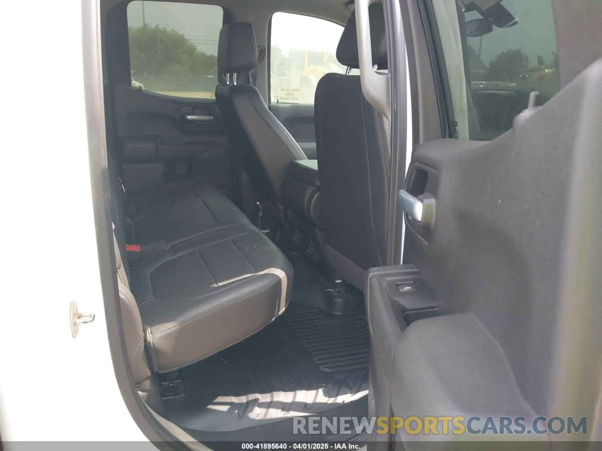 8 Photograph of a damaged car 1GCRYAEF9LZ178766 CHEVROLET SILVERADO 1500 2020