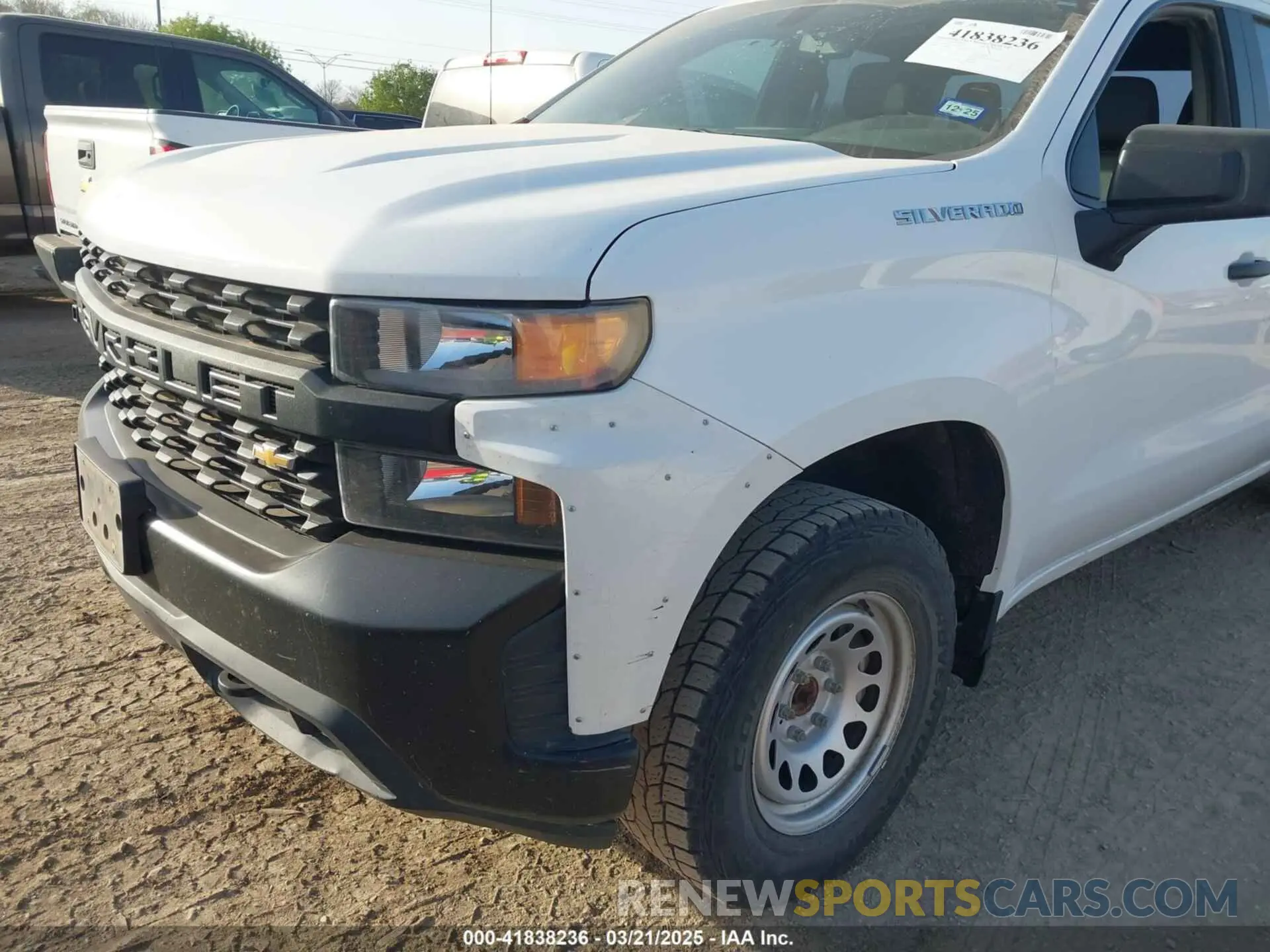 6 Photograph of a damaged car 1GCRYAEFXLZ179084 CHEVROLET SILVERADO 1500 2020
