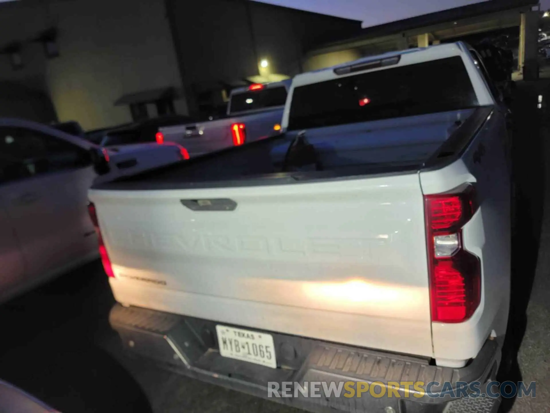 24 Photograph of a damaged car 1GCRYAEFXLZ210303 CHEVROLET SILVERADO 1500 2020