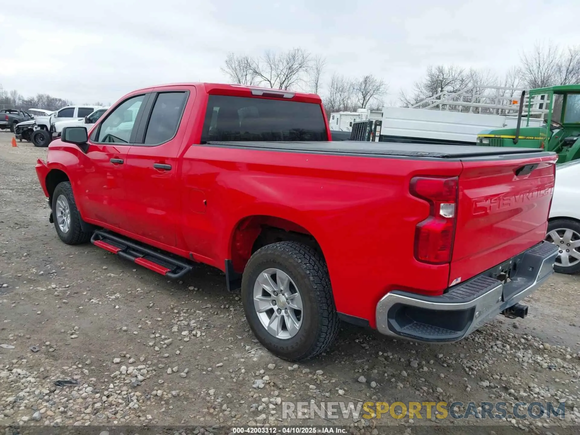 3 Photograph of a damaged car 1GCRYAEH5LZ231013 CHEVROLET SILVERADO 1500 2020