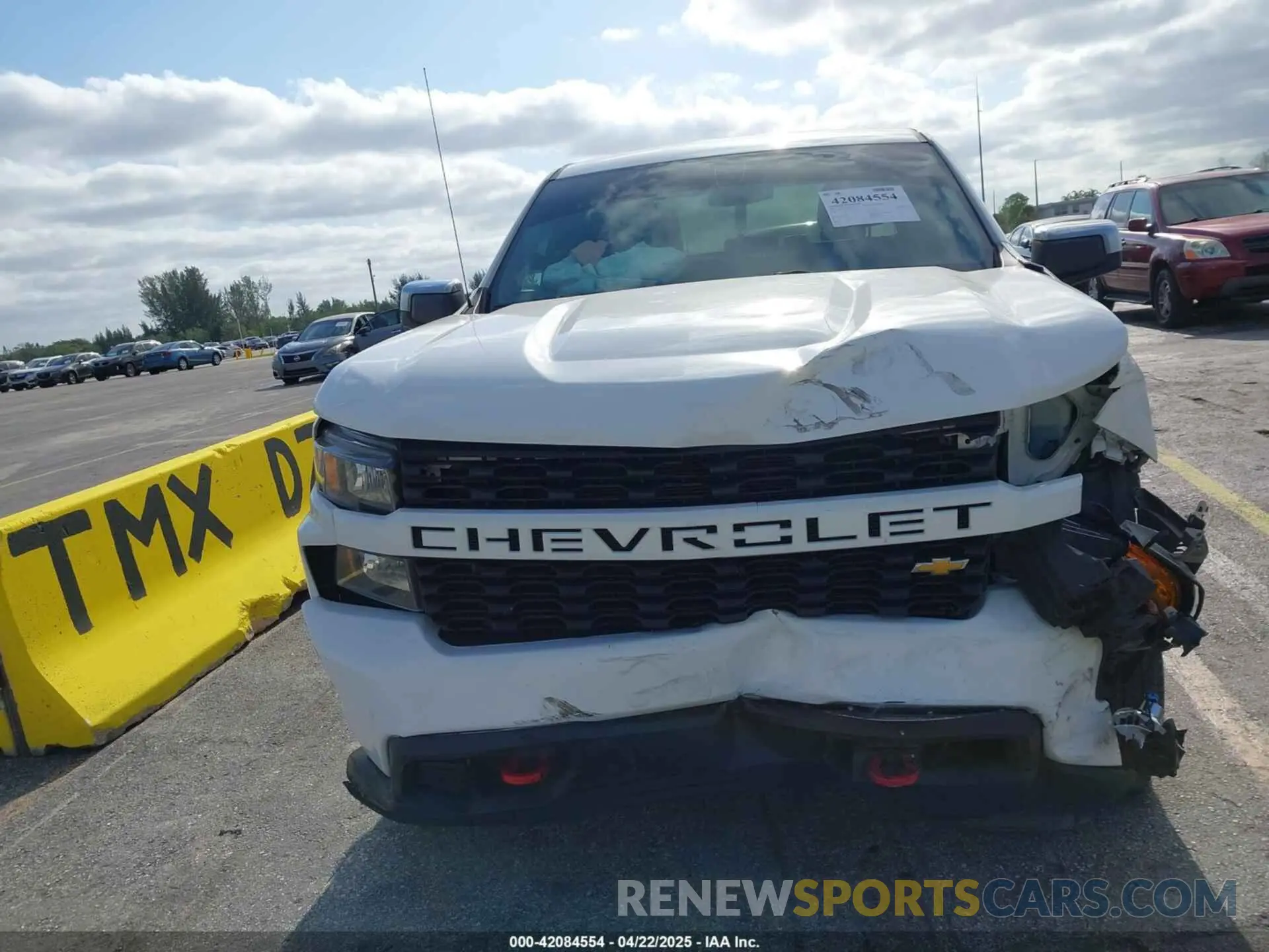 12 Photograph of a damaged car 1GCRYAEH7LZ176712 CHEVROLET SILVERADO 1500 2020