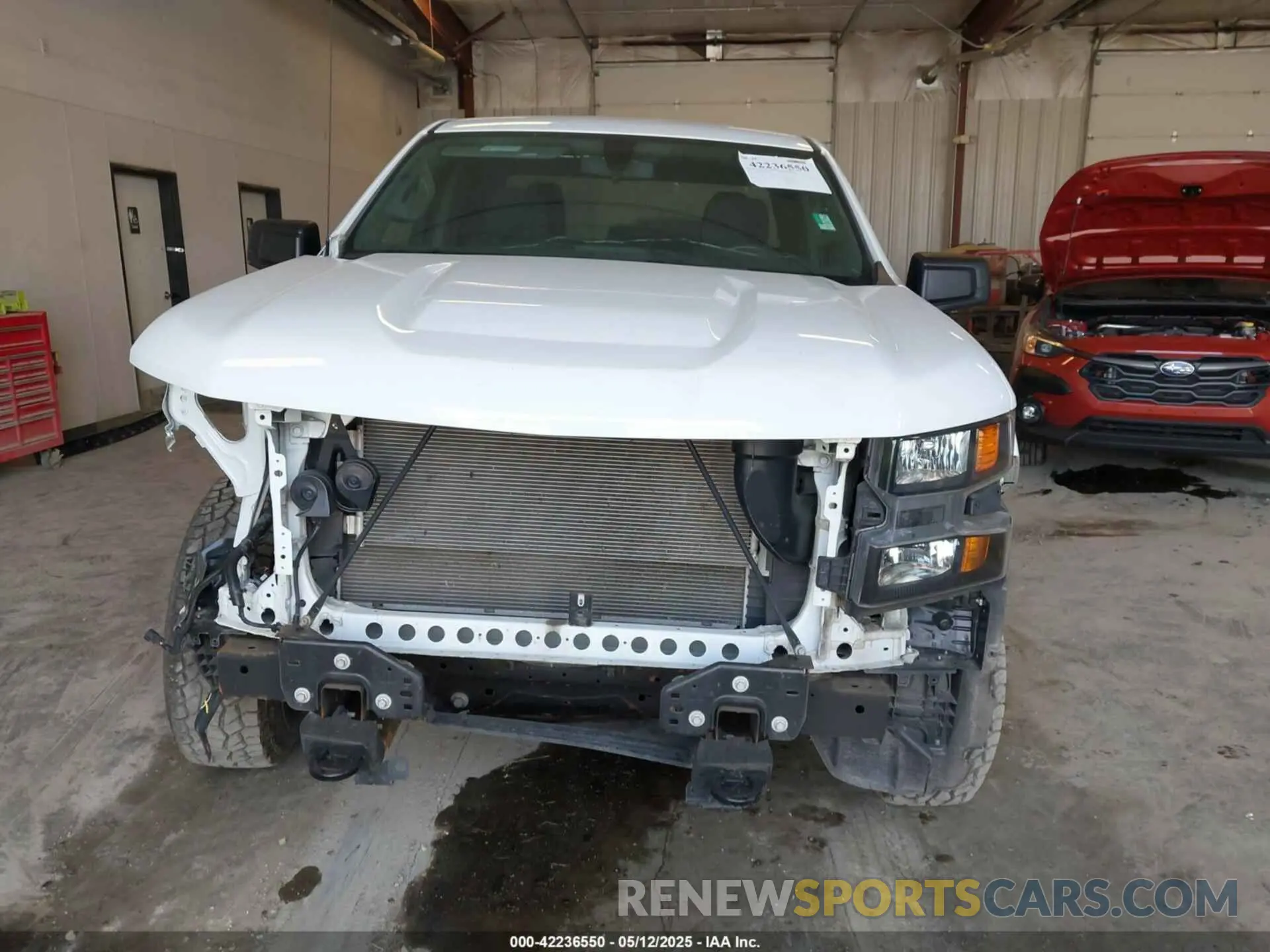 6 Photograph of a damaged car 1GCRYAEH9LZ203926 CHEVROLET SILVERADO 1500 2020