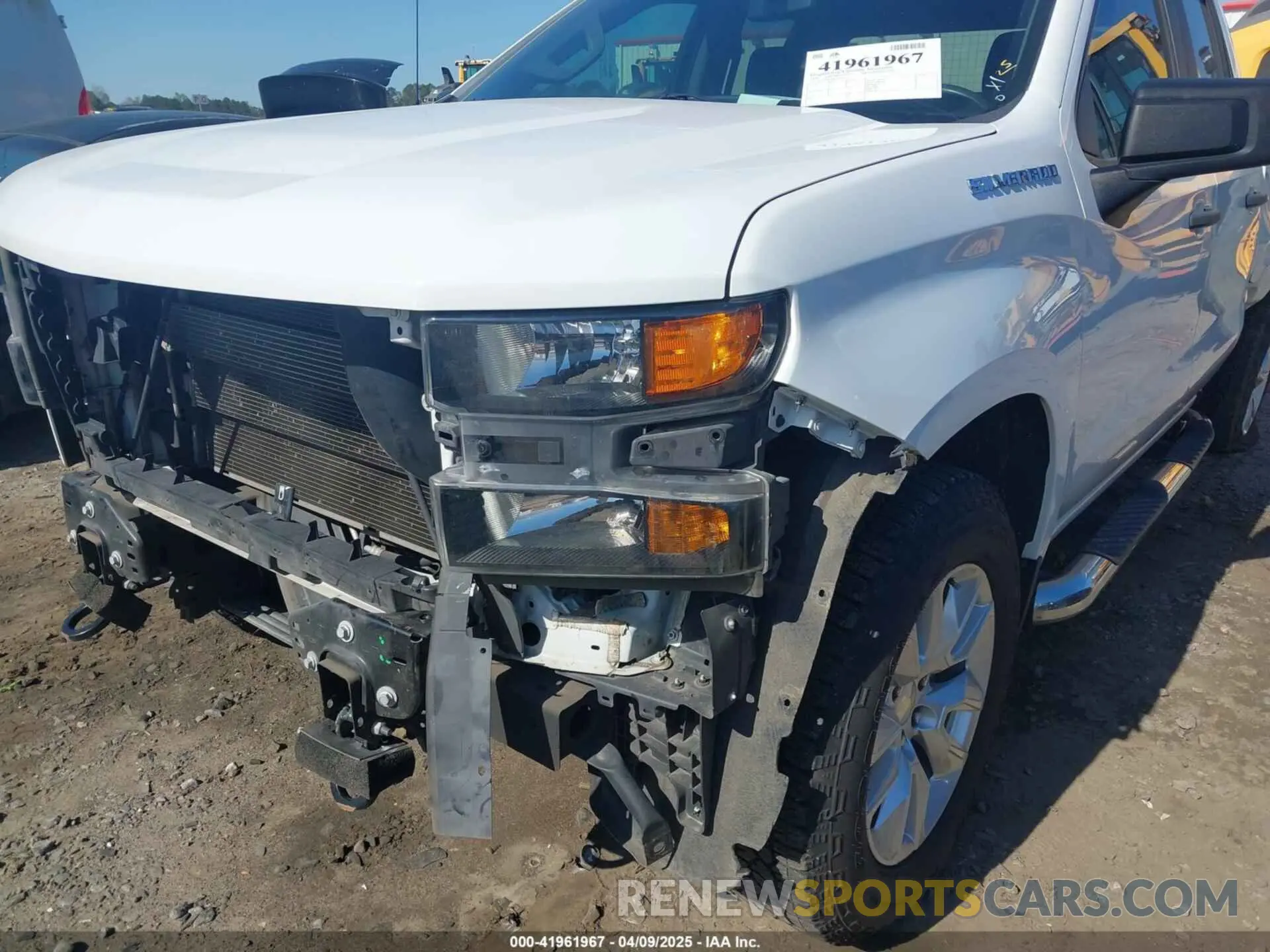 21 Photograph of a damaged car 1GCRYBEF8LZ281067 CHEVROLET SILVERADO 1500 2020