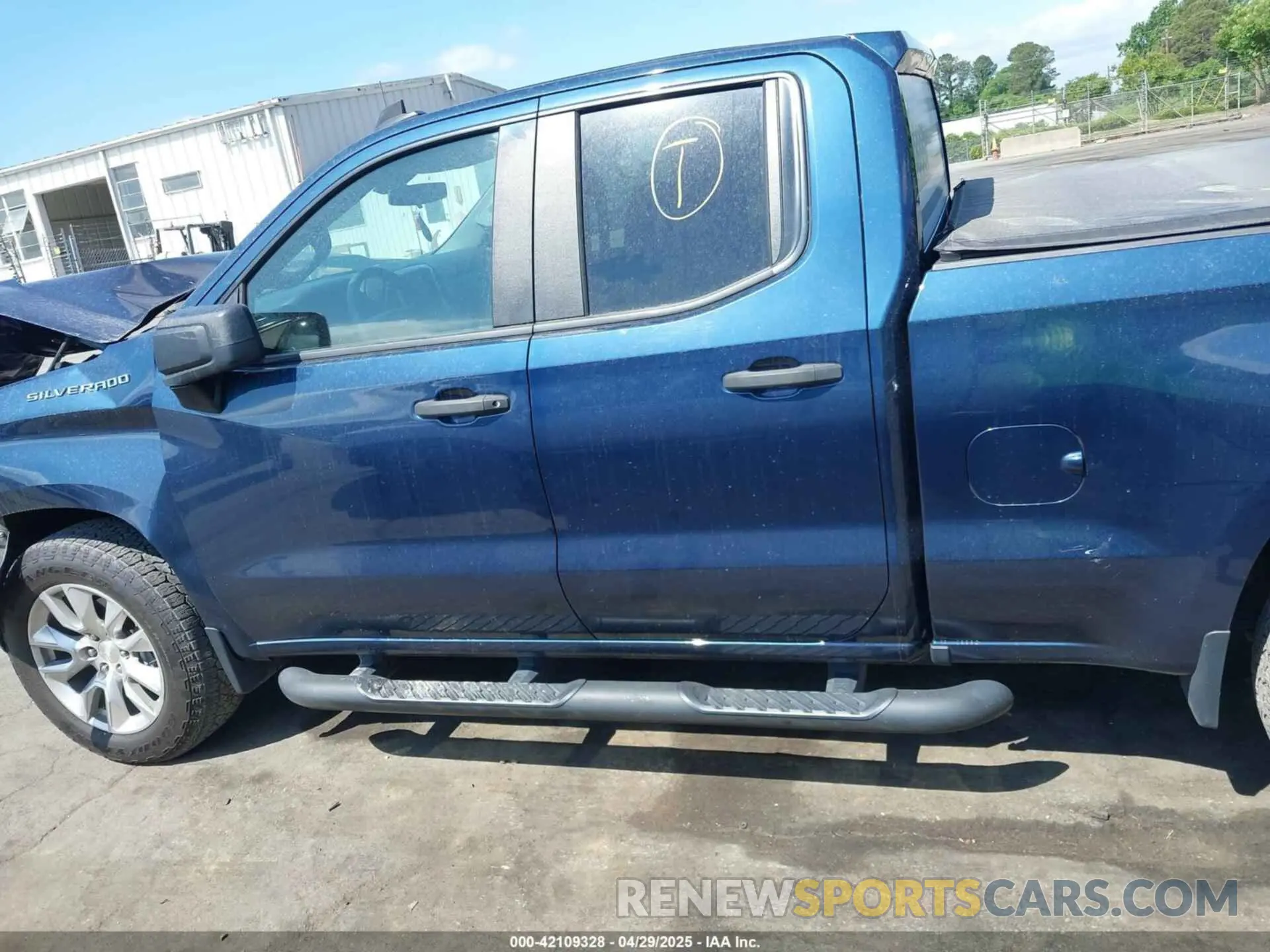 14 Photograph of a damaged car 1GCRYBEH0LZ337679 CHEVROLET SILVERADO 1500 2020