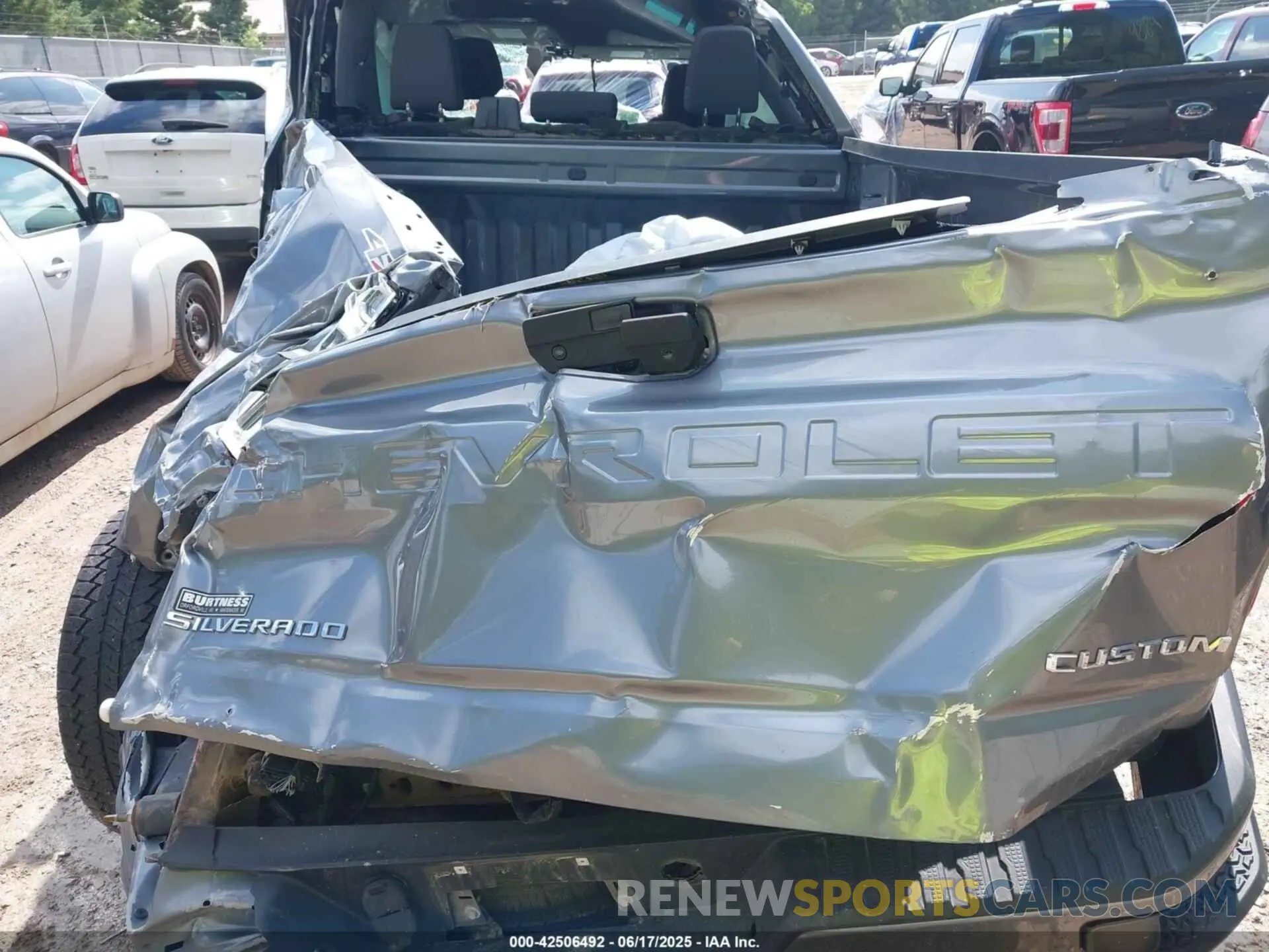 20 Photograph of a damaged car 1GCRYBEH2LZ274018 CHEVROLET SILVERADO 1500 2020