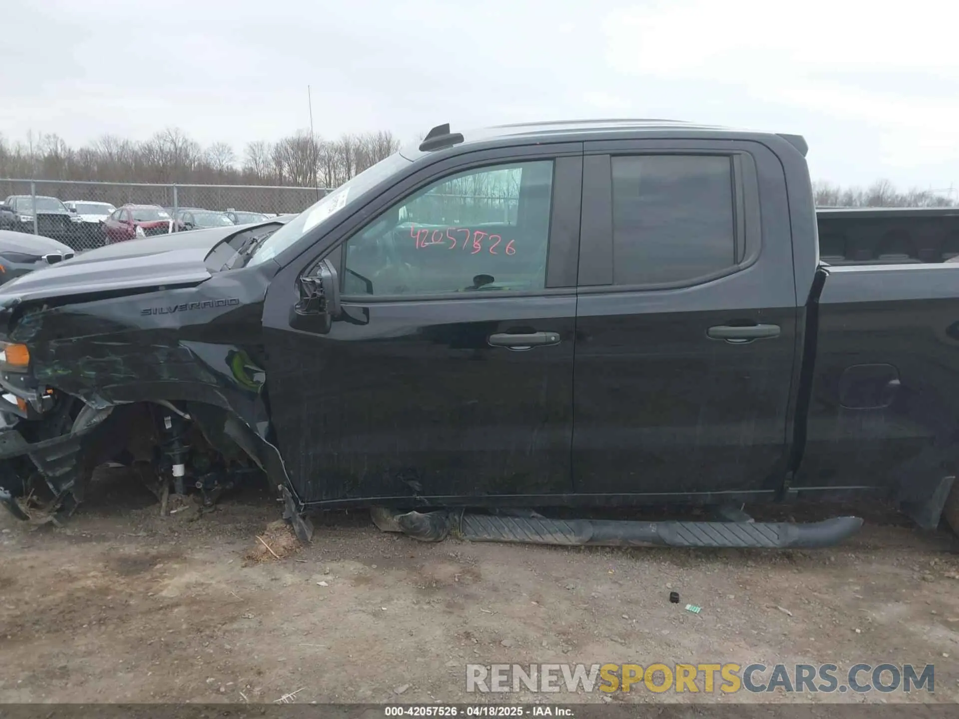 6 Photograph of a damaged car 1GCRYBEH5LZ217487 CHEVROLET SILVERADO 1500 2020
