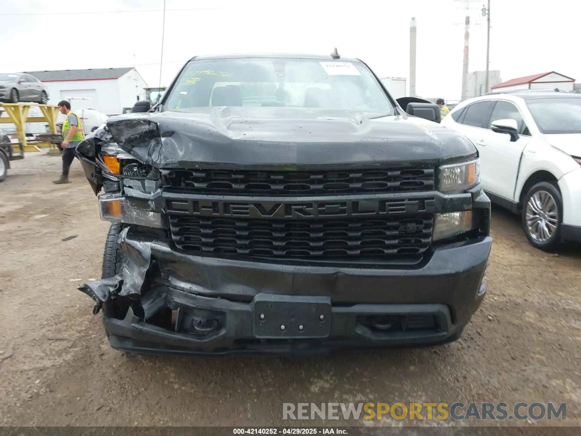12 Photograph of a damaged car 1GCRYBEK6LZ224069 CHEVROLET SILVERADO 1500 2020