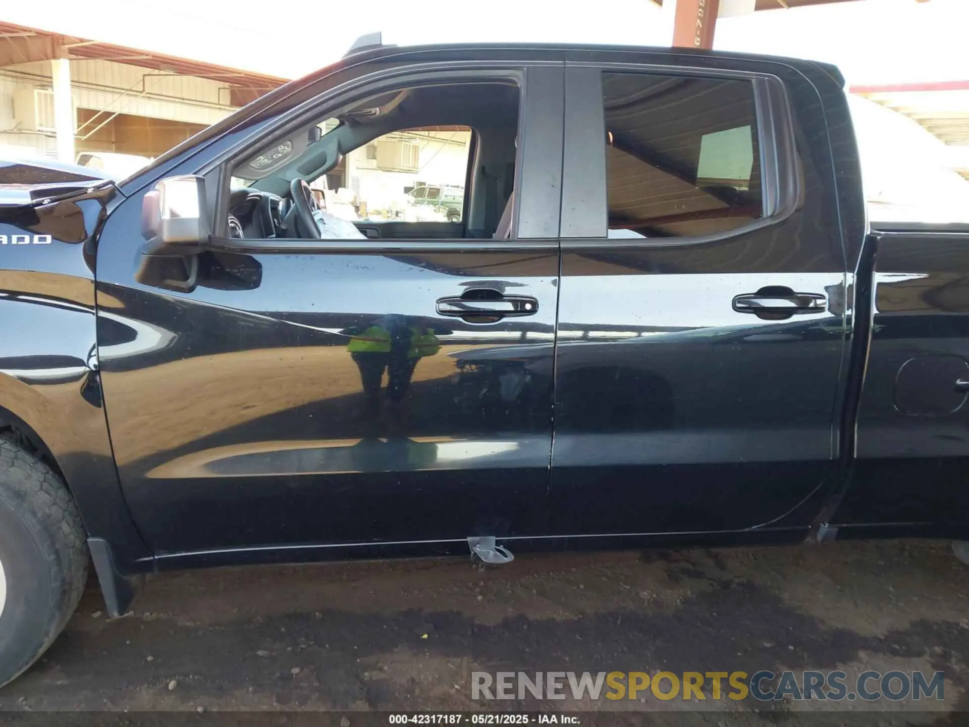 14 Photograph of a damaged car 1GCRYDED2LZ162800 CHEVROLET SILVERADO 1500 2020