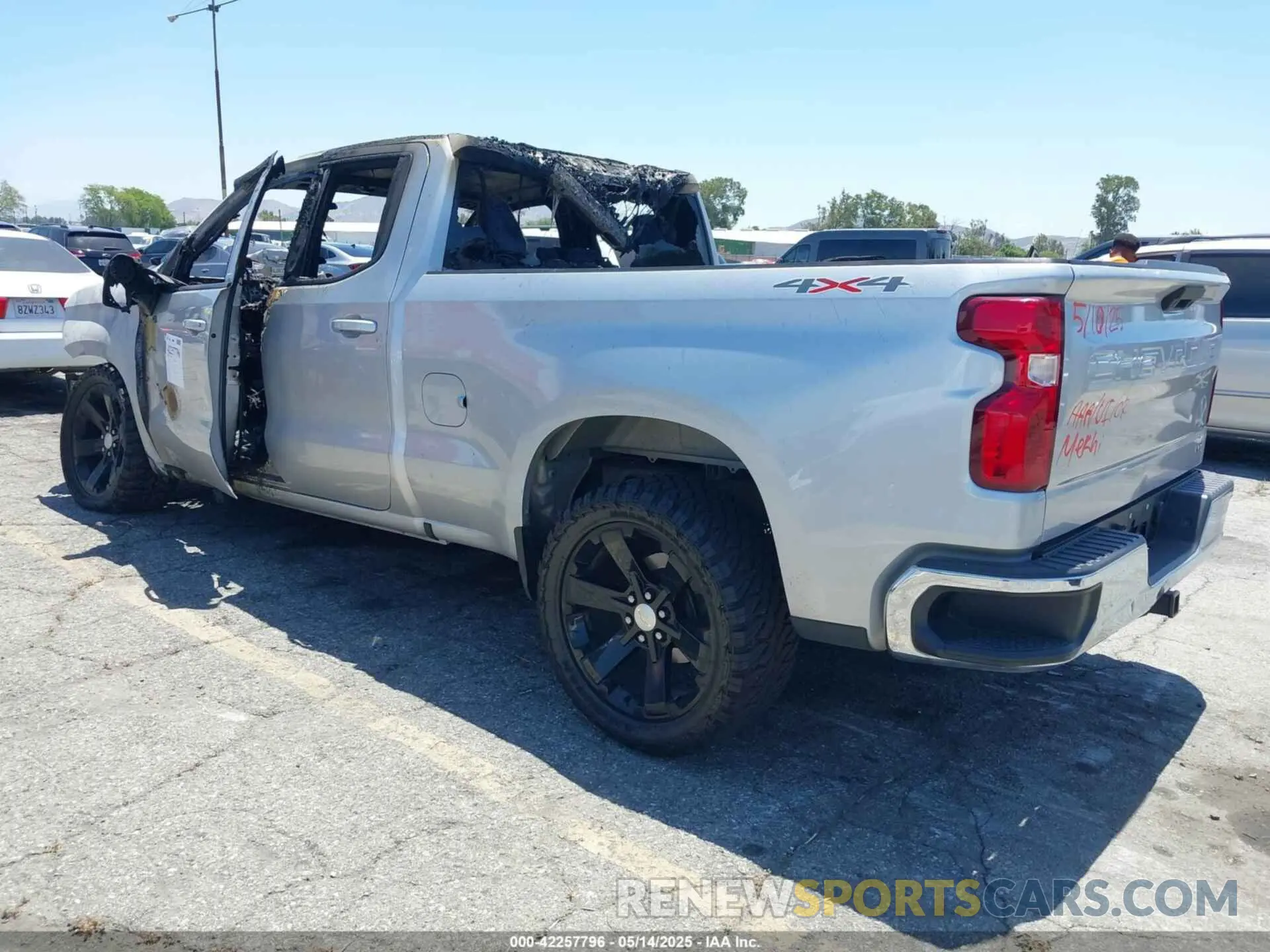 3 Photograph of a damaged car 1GCRYDED3LZ170940 CHEVROLET SILVERADO 1500 2020