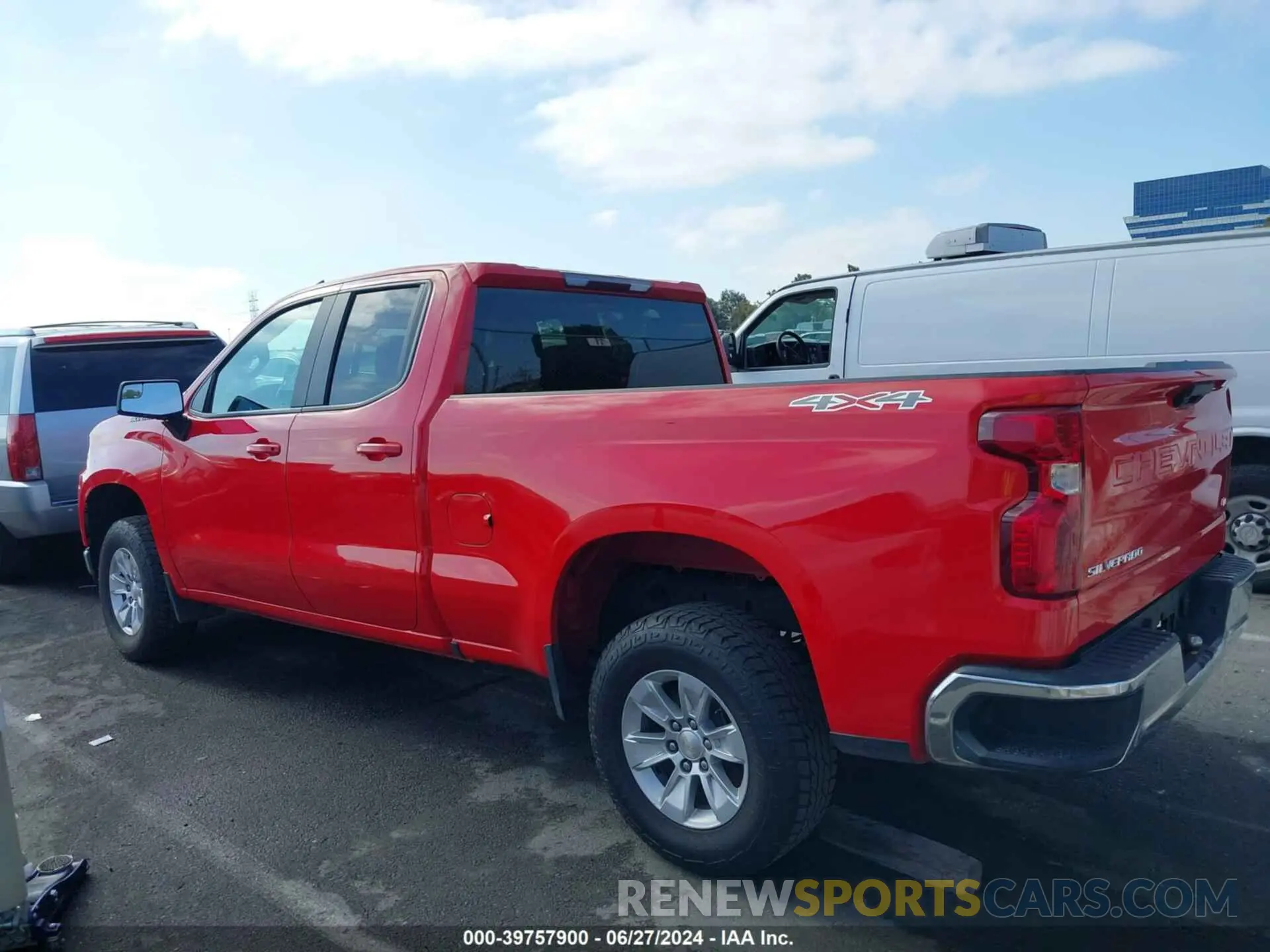 14 Photograph of a damaged car 1GCRYDED3LZ173515 CHEVROLET SILVERADO 1500 2020