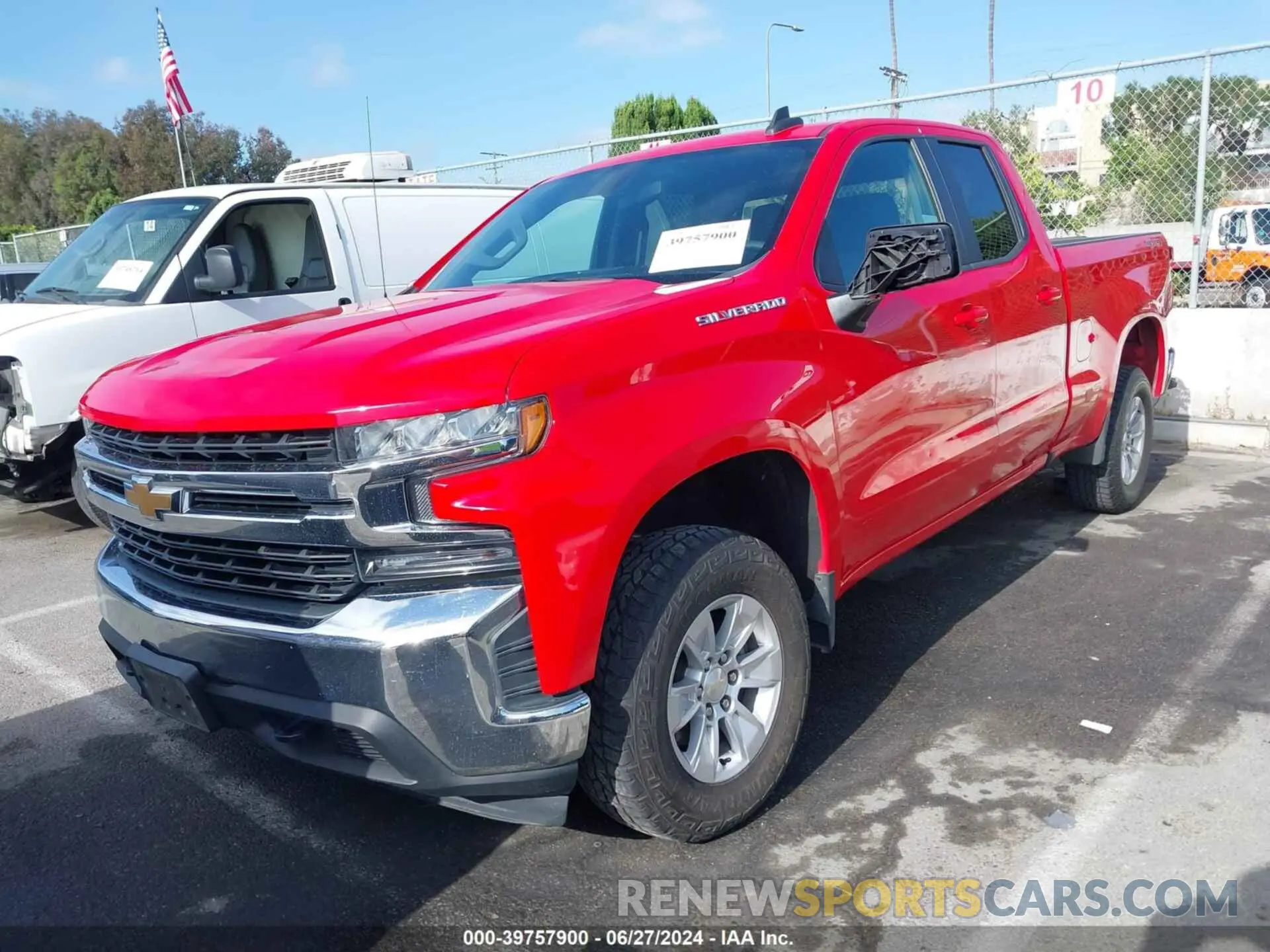 2 Photograph of a damaged car 1GCRYDED3LZ173515 CHEVROLET SILVERADO 1500 2020