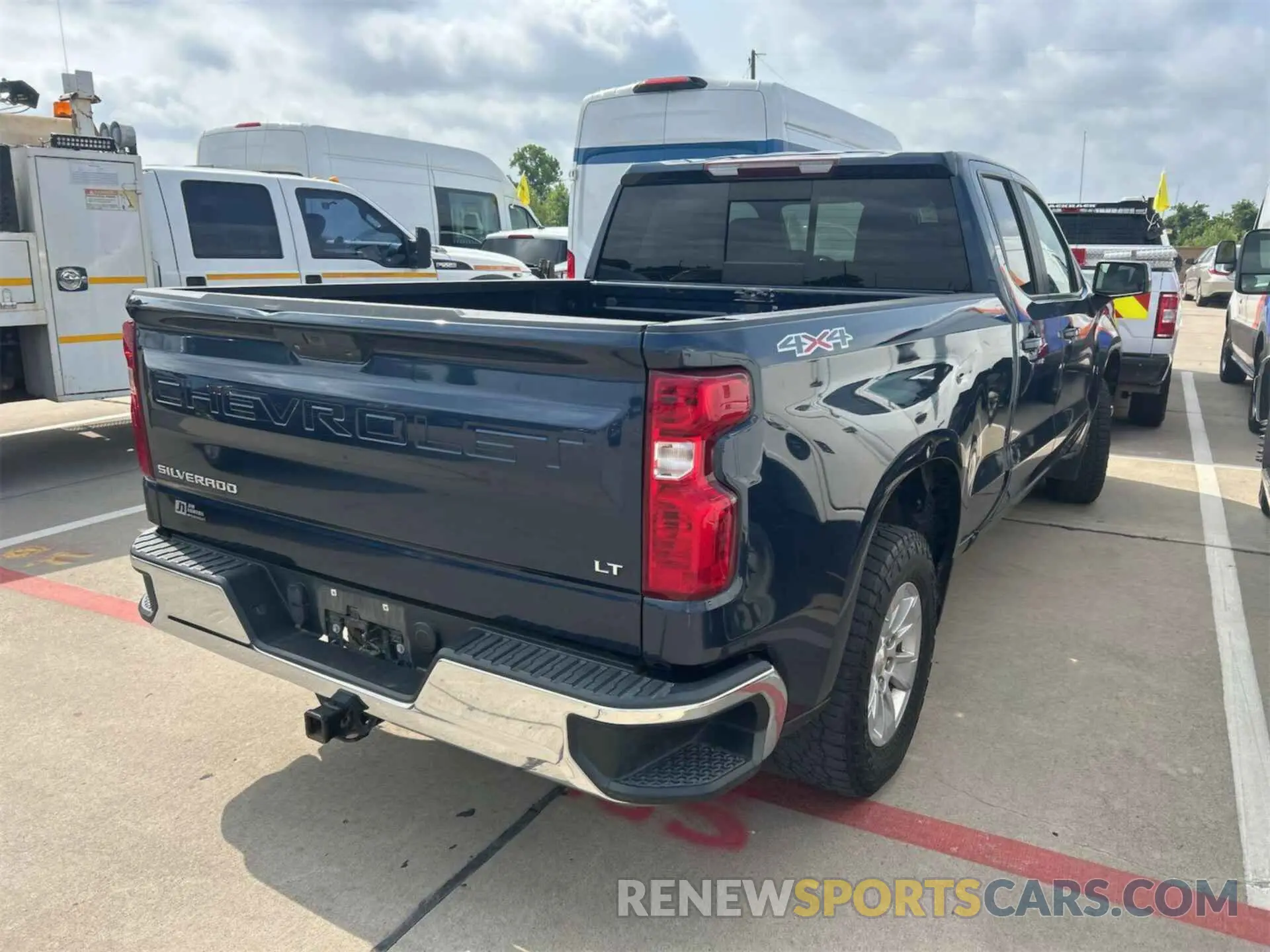 21 Photograph of a damaged car 1GCRYDED3LZ298658 CHEVROLET SILVERADO 1500 2020