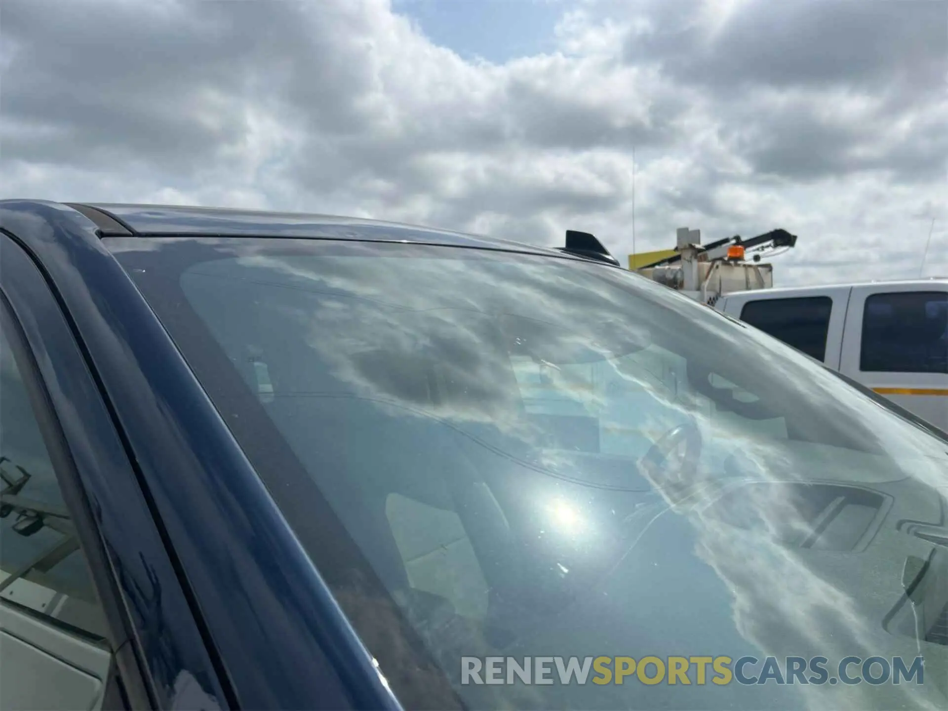 8 Photograph of a damaged car 1GCRYDED3LZ298658 CHEVROLET SILVERADO 1500 2020