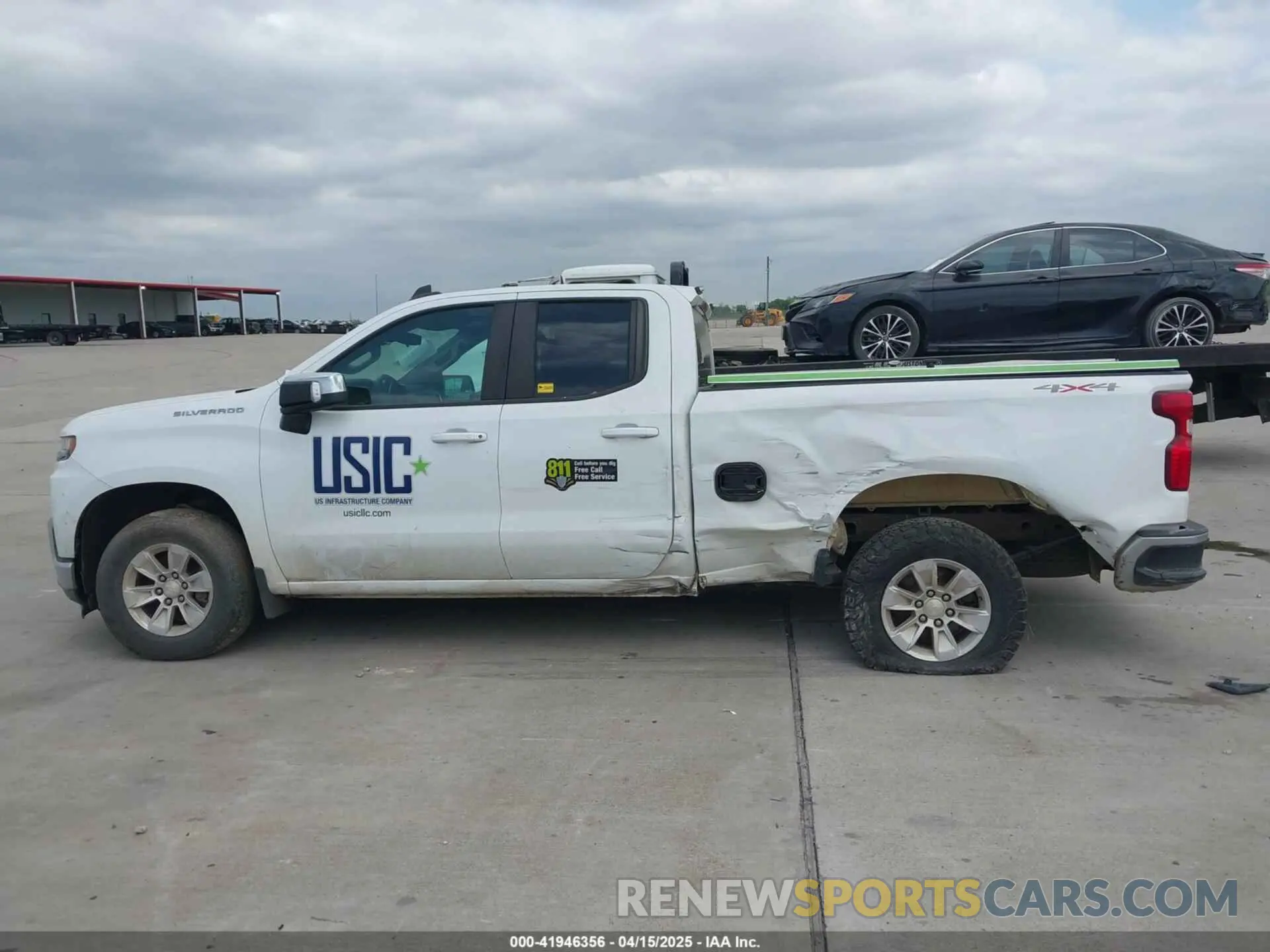 14 Photograph of a damaged car 1GCRYDED4LZ192137 CHEVROLET SILVERADO 1500 2020
