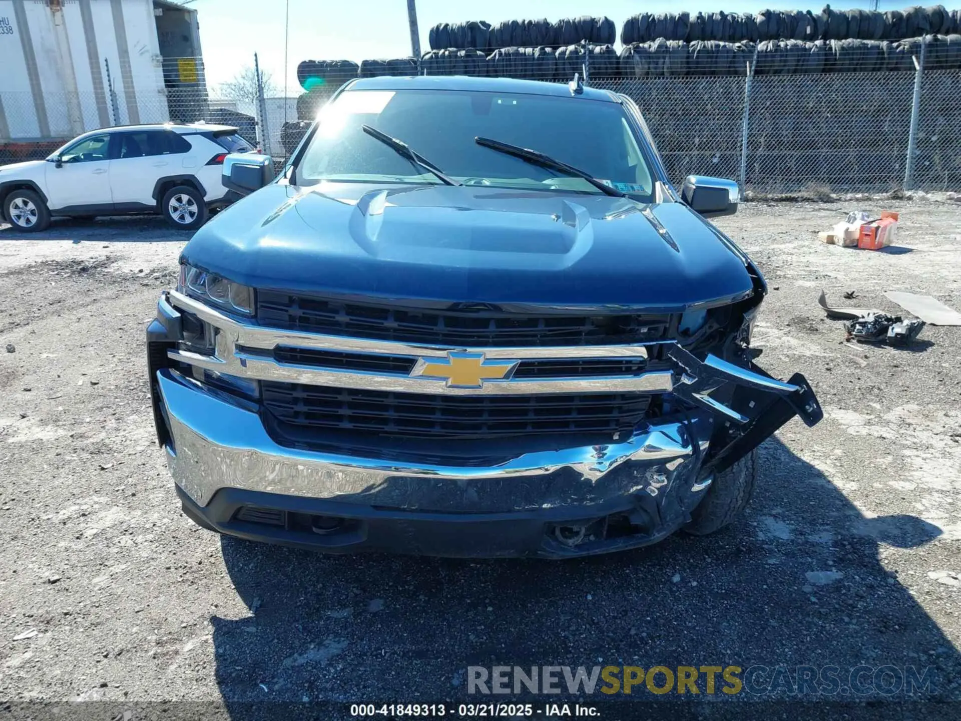 17 Photograph of a damaged car 1GCRYDED6LZ286004 CHEVROLET SILVERADO 1500 2020