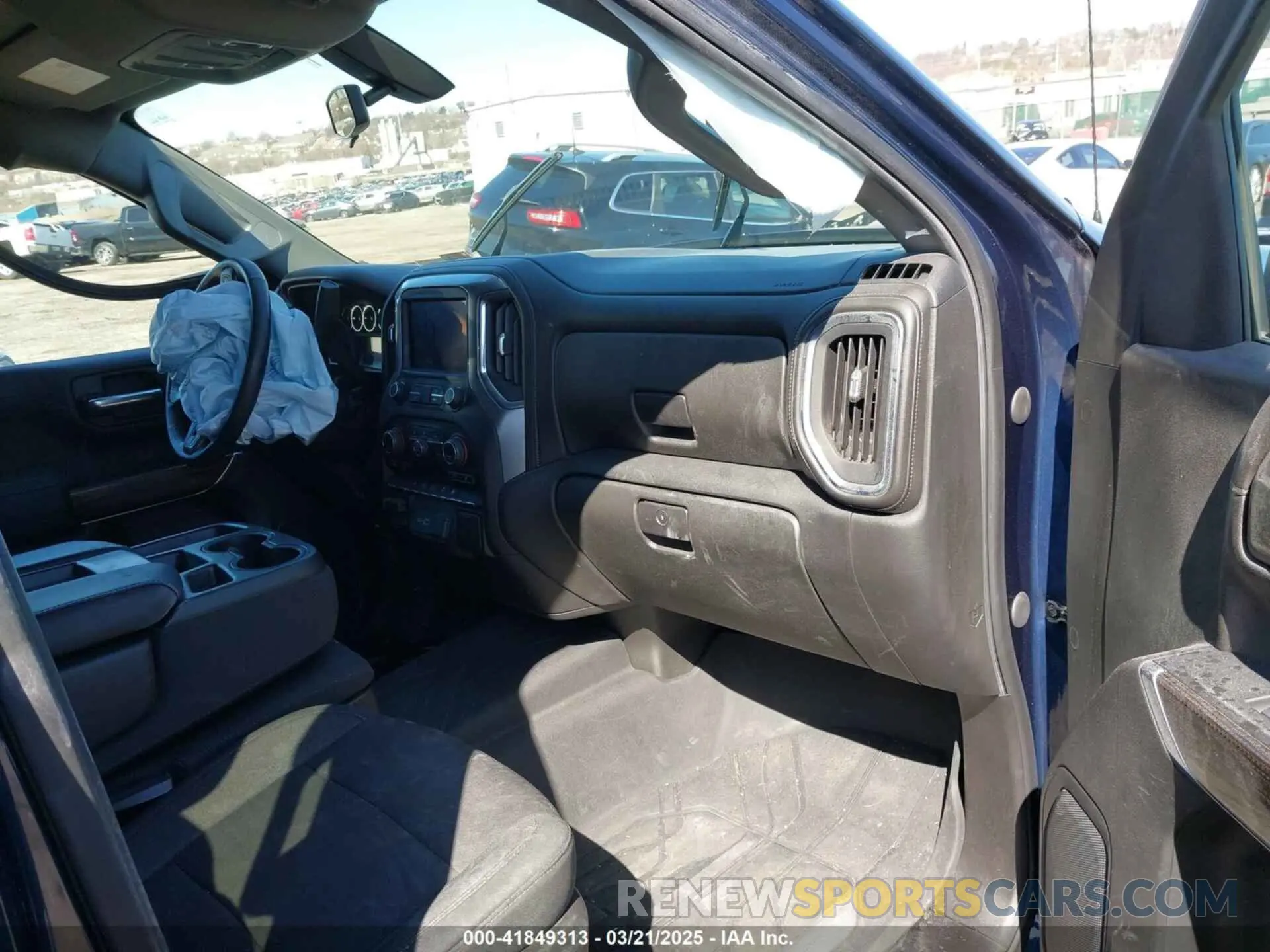 5 Photograph of a damaged car 1GCRYDED6LZ286004 CHEVROLET SILVERADO 1500 2020
