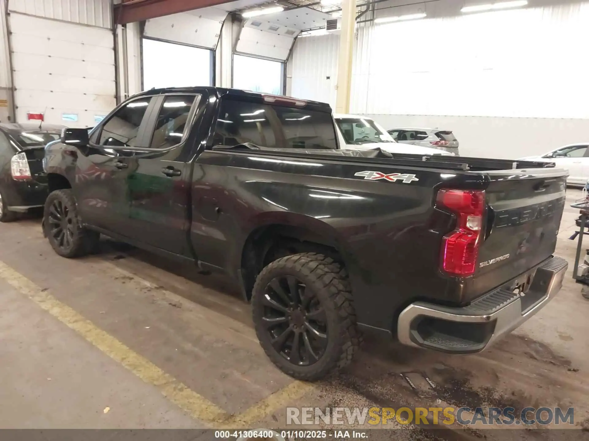 3 Photograph of a damaged car 1GCRYDED9LZ130393 CHEVROLET SILVERADO 1500 2020