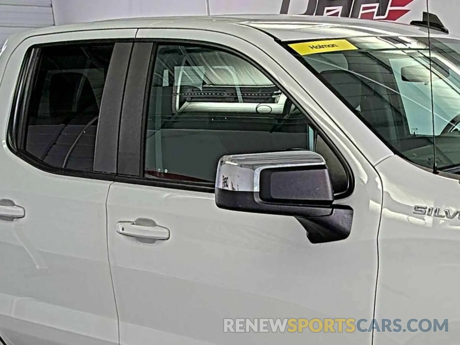 8 Photograph of a damaged car 1GCRYDED9LZ295909 CHEVROLET SILVERADO 1500 2020